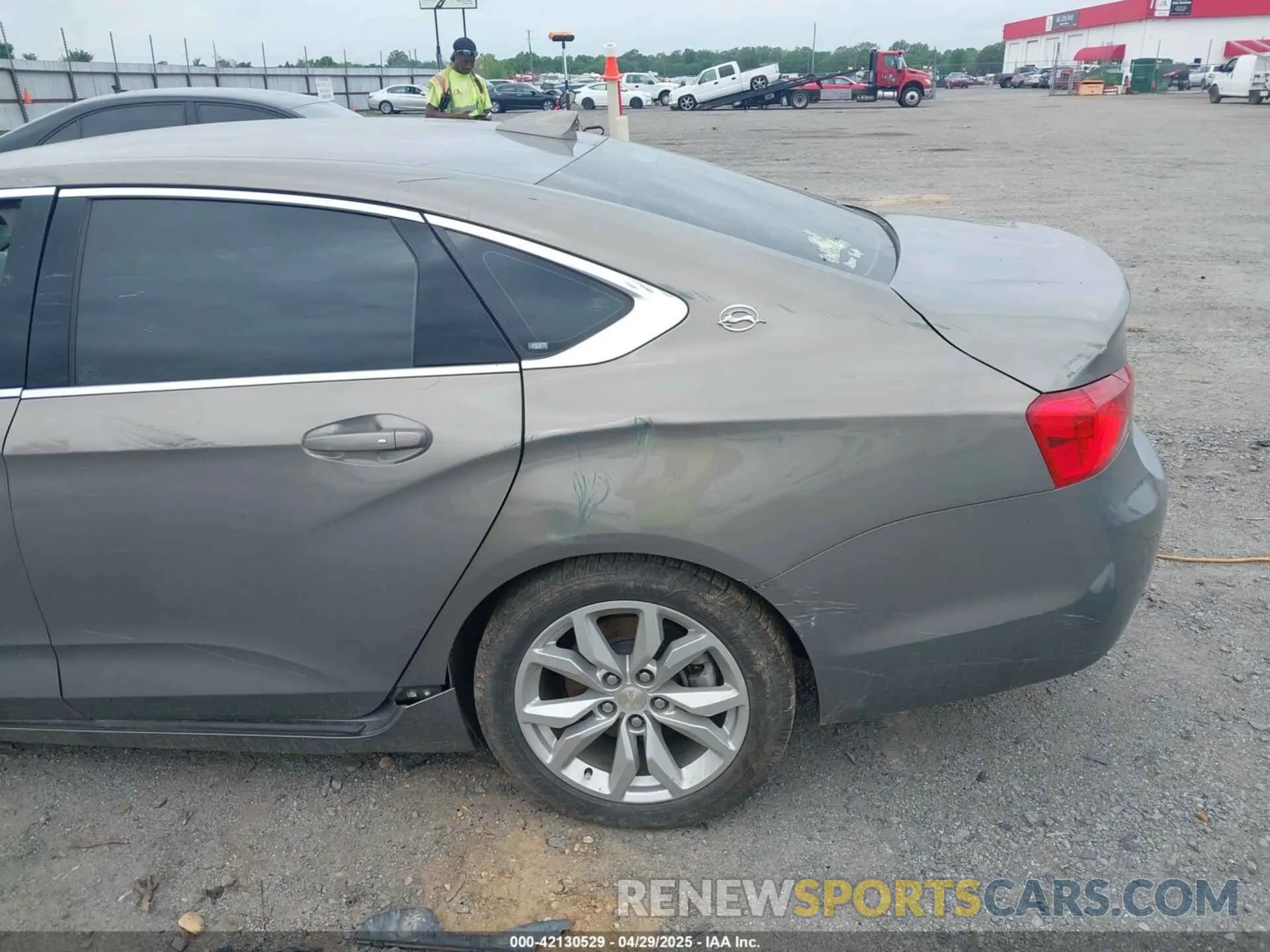 19 Photograph of a damaged car 2G11Z5SA9K9144063 CHEVROLET IMPALA 2019