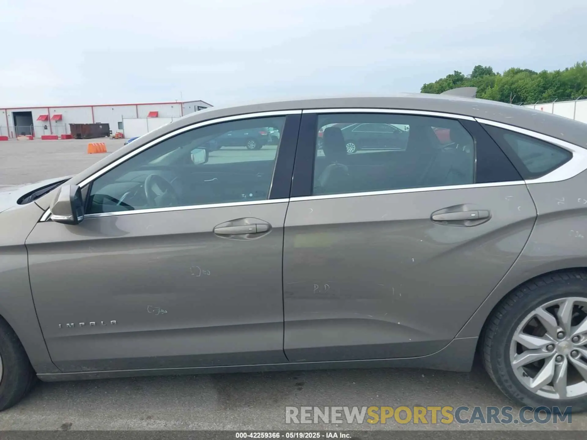 14 Photograph of a damaged car 2G11Z5SAXK9135498 CHEVROLET IMPALA 2019