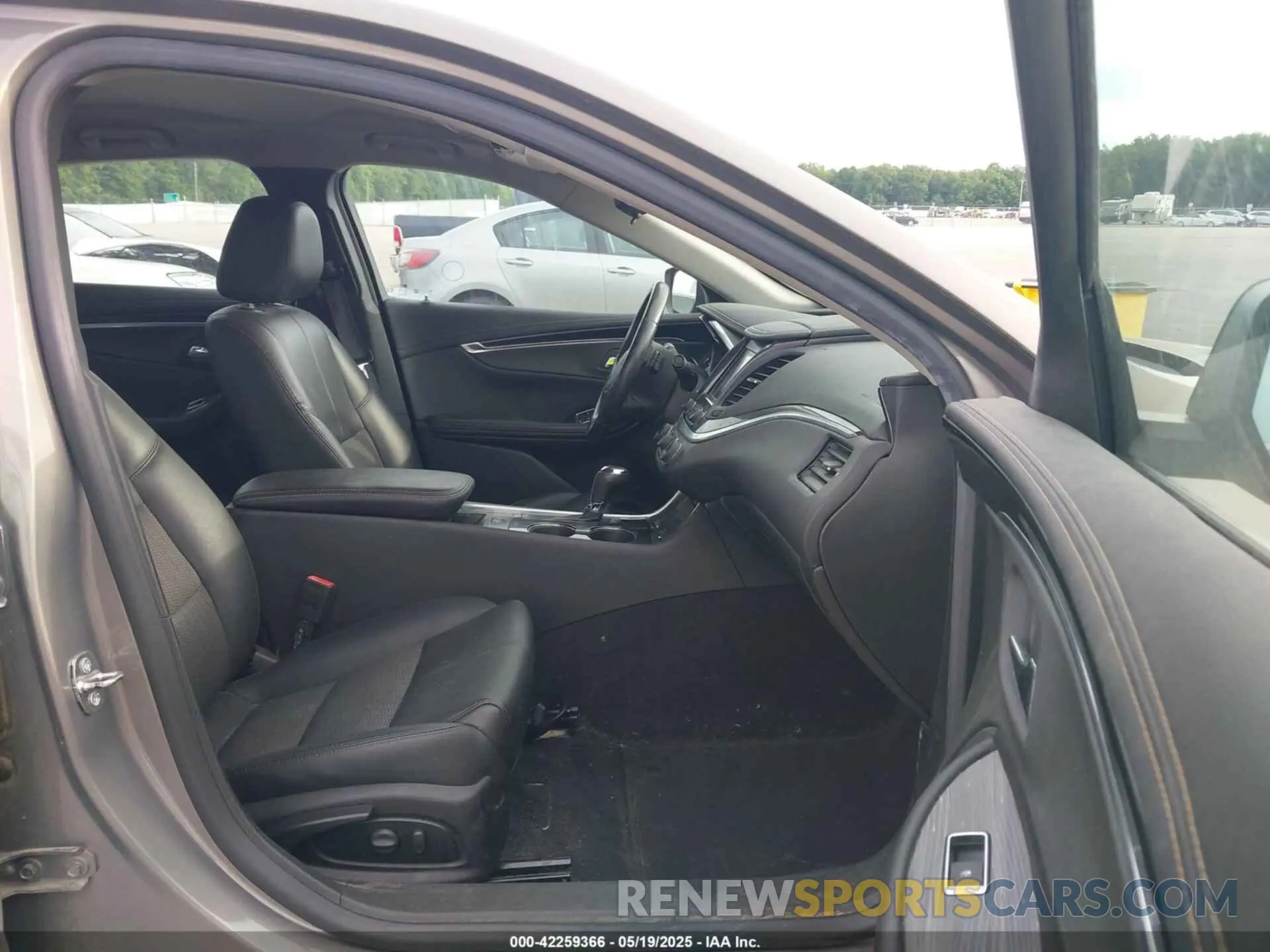 5 Photograph of a damaged car 2G11Z5SAXK9135498 CHEVROLET IMPALA 2019