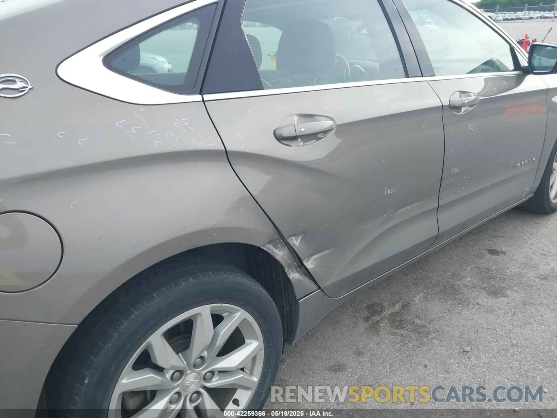 6 Photograph of a damaged car 2G11Z5SAXK9135498 CHEVROLET IMPALA 2019