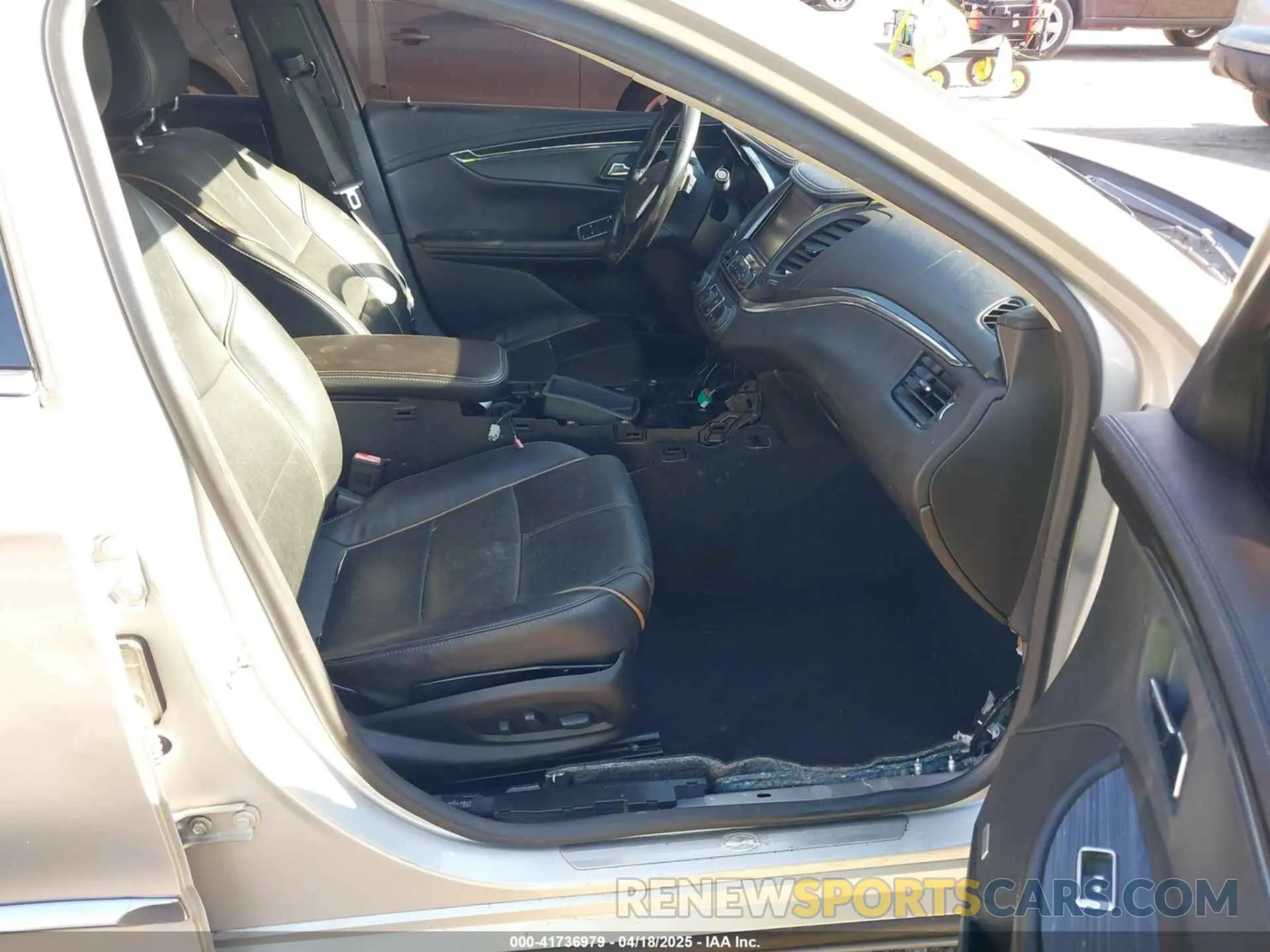 5 Photograph of a damaged car 1G1105S34LU113447 CHEVROLET IMPALA 2020