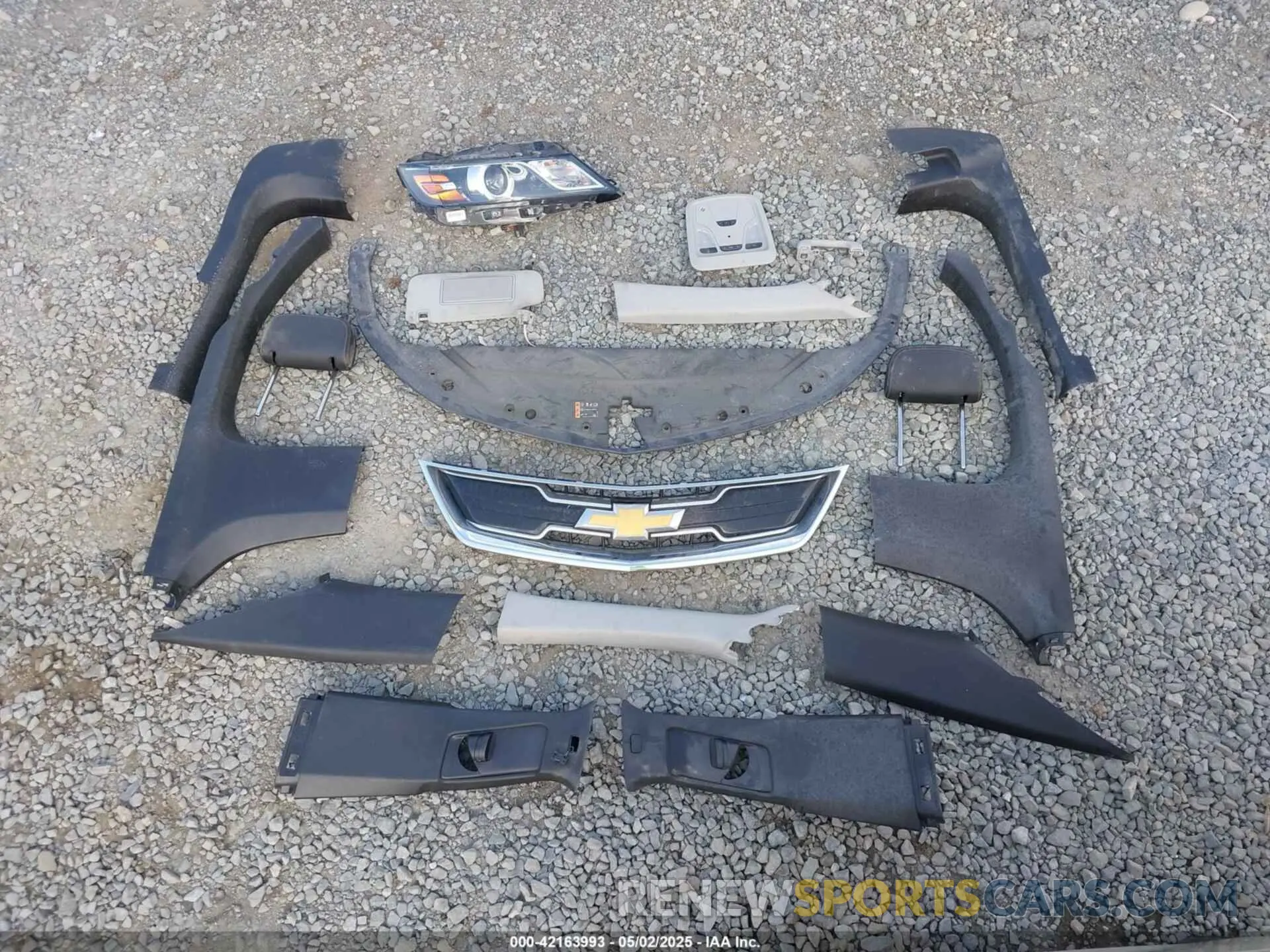 12 Photograph of a damaged car 1G1105S35LU114770 CHEVROLET IMPALA 2020