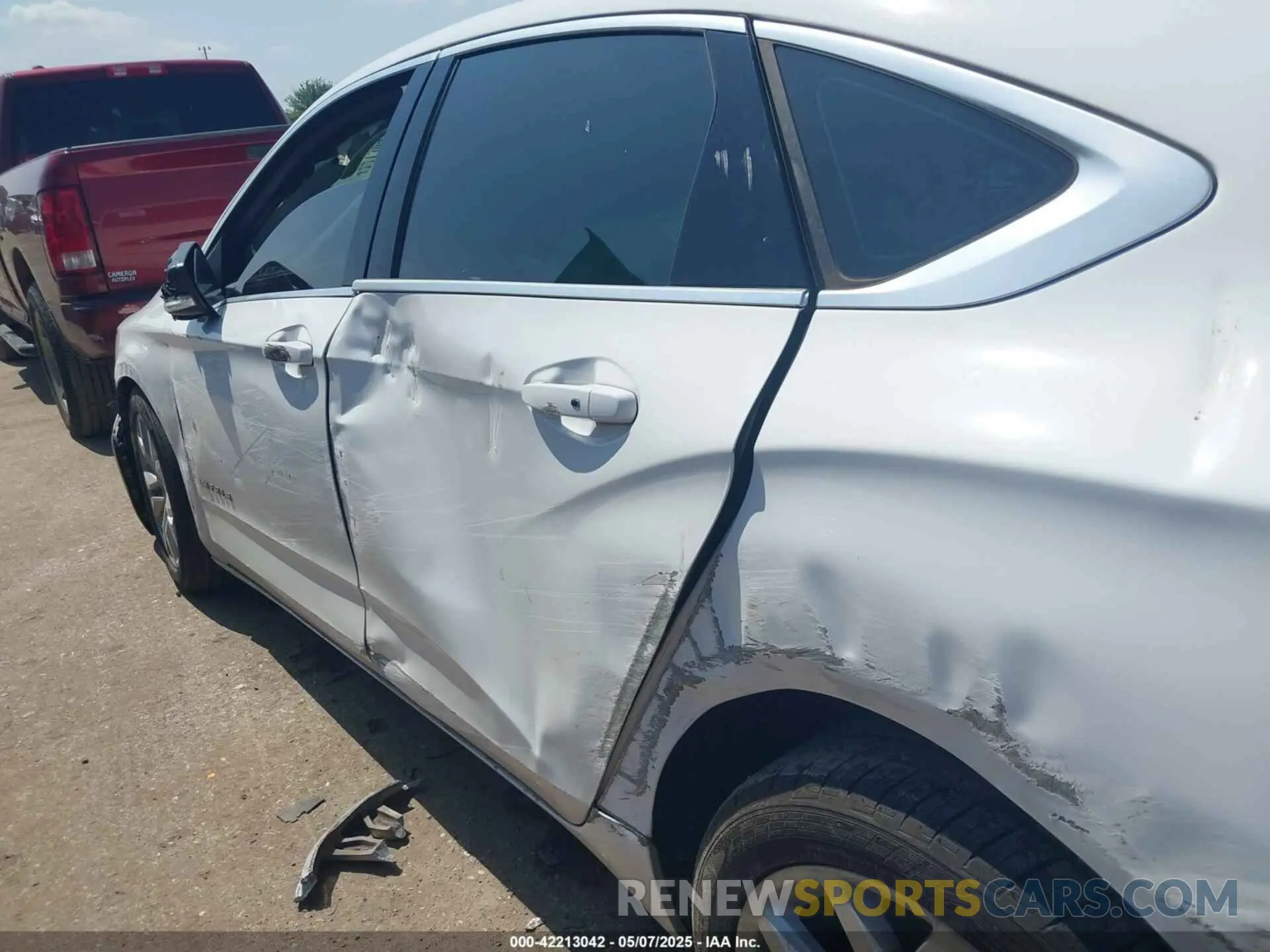 6 Photograph of a damaged car 1G11Z5S31LU102685 CHEVROLET IMPALA 2020