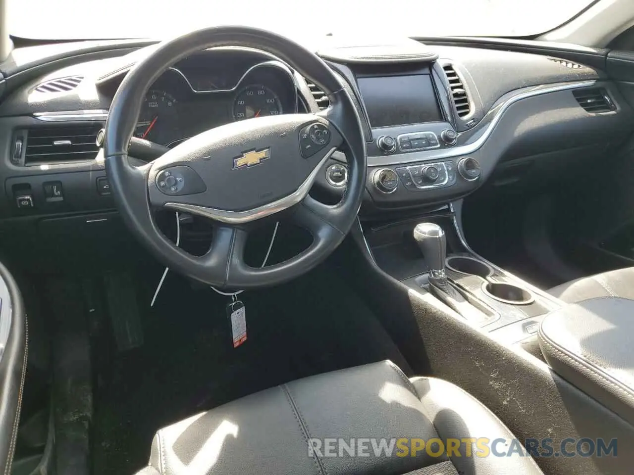 8 Photograph of a damaged car 1G11Z5S34LU112143 CHEVROLET IMPALA 2020