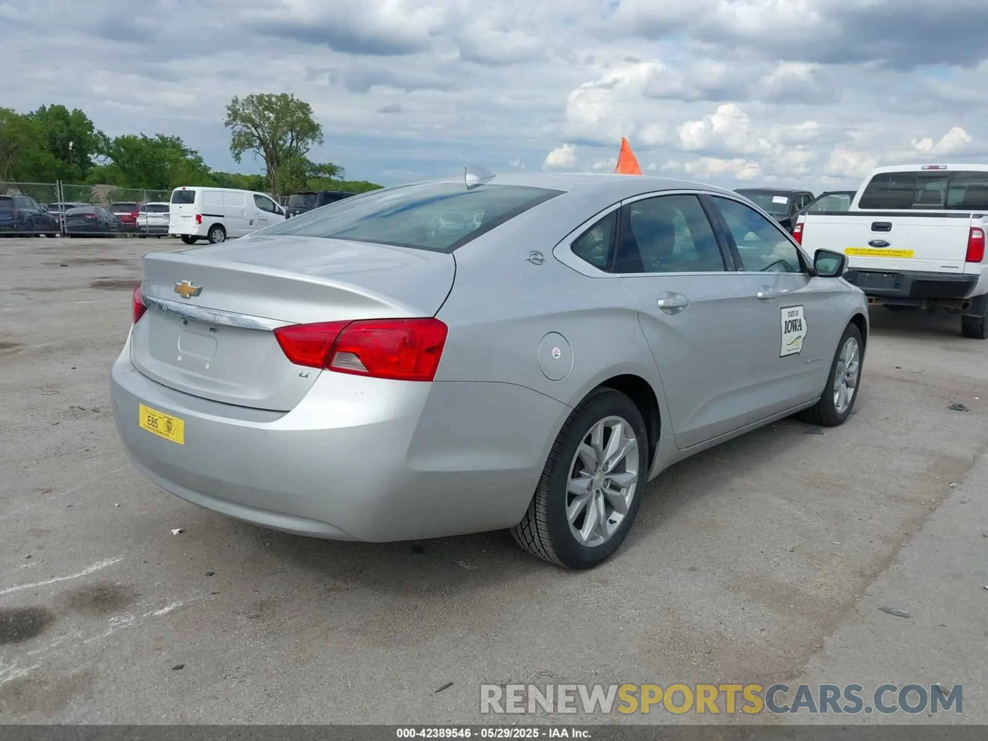 4 Photograph of a damaged car 1G11Z5S35LU107436 CHEVROLET IMPALA 2020