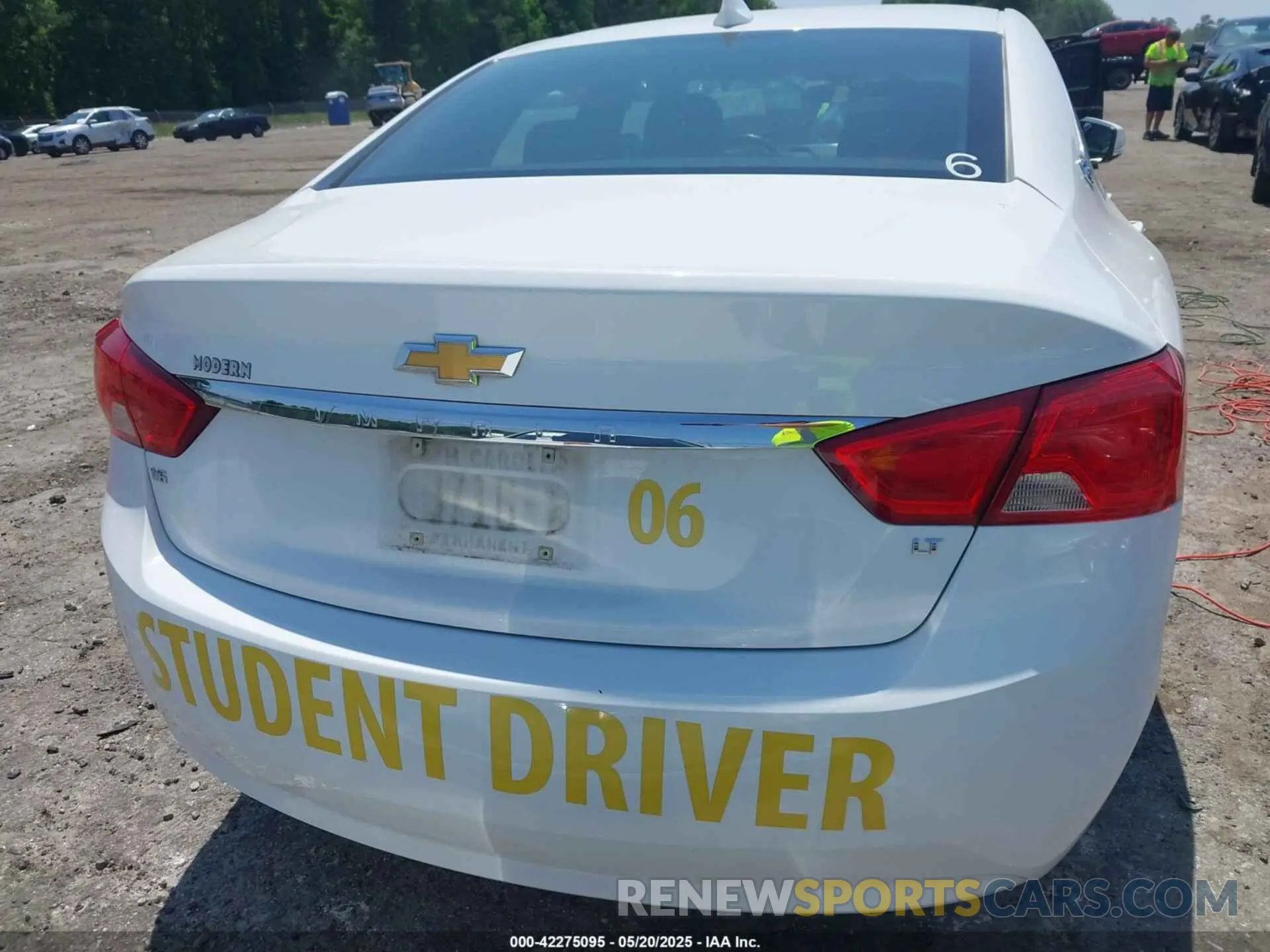 16 Photograph of a damaged car 1G11Z5S38LU115398 CHEVROLET IMPALA 2020