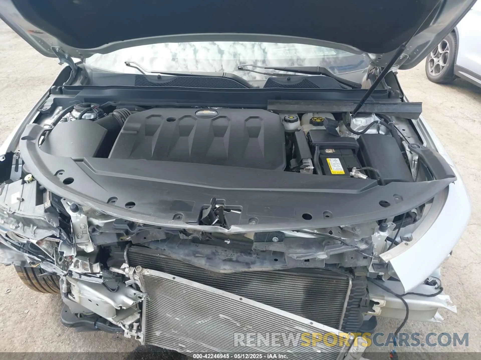 10 Photograph of a damaged car 2G1105S33L9100587 CHEVROLET IMPALA 2020