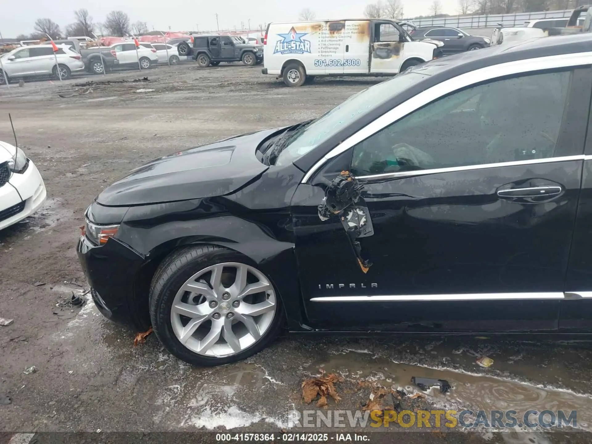 19 Photograph of a damaged car 2G1105S34L9101117 CHEVROLET IMPALA 2020