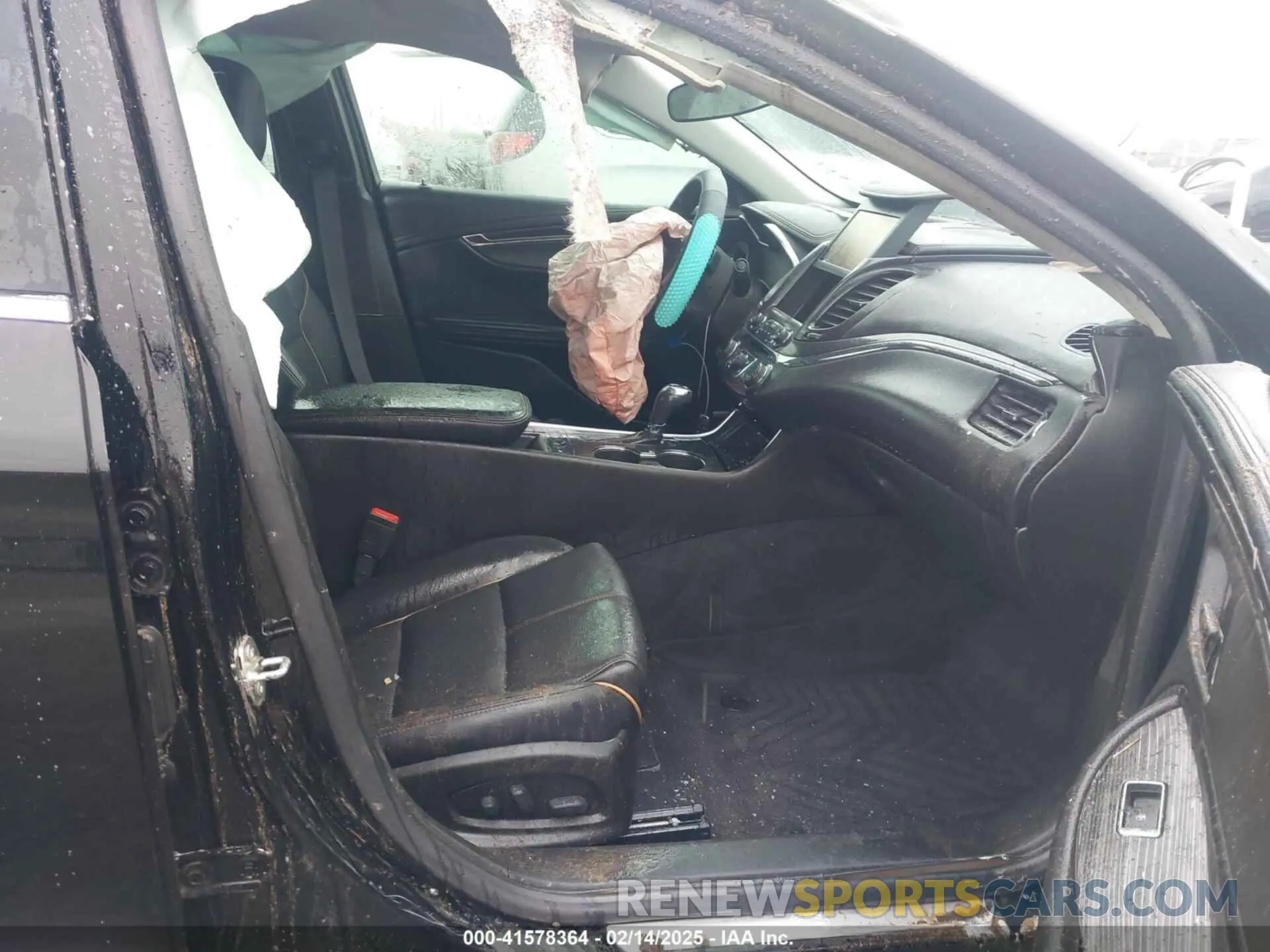 5 Photograph of a damaged car 2G1105S34L9101117 CHEVROLET IMPALA 2020