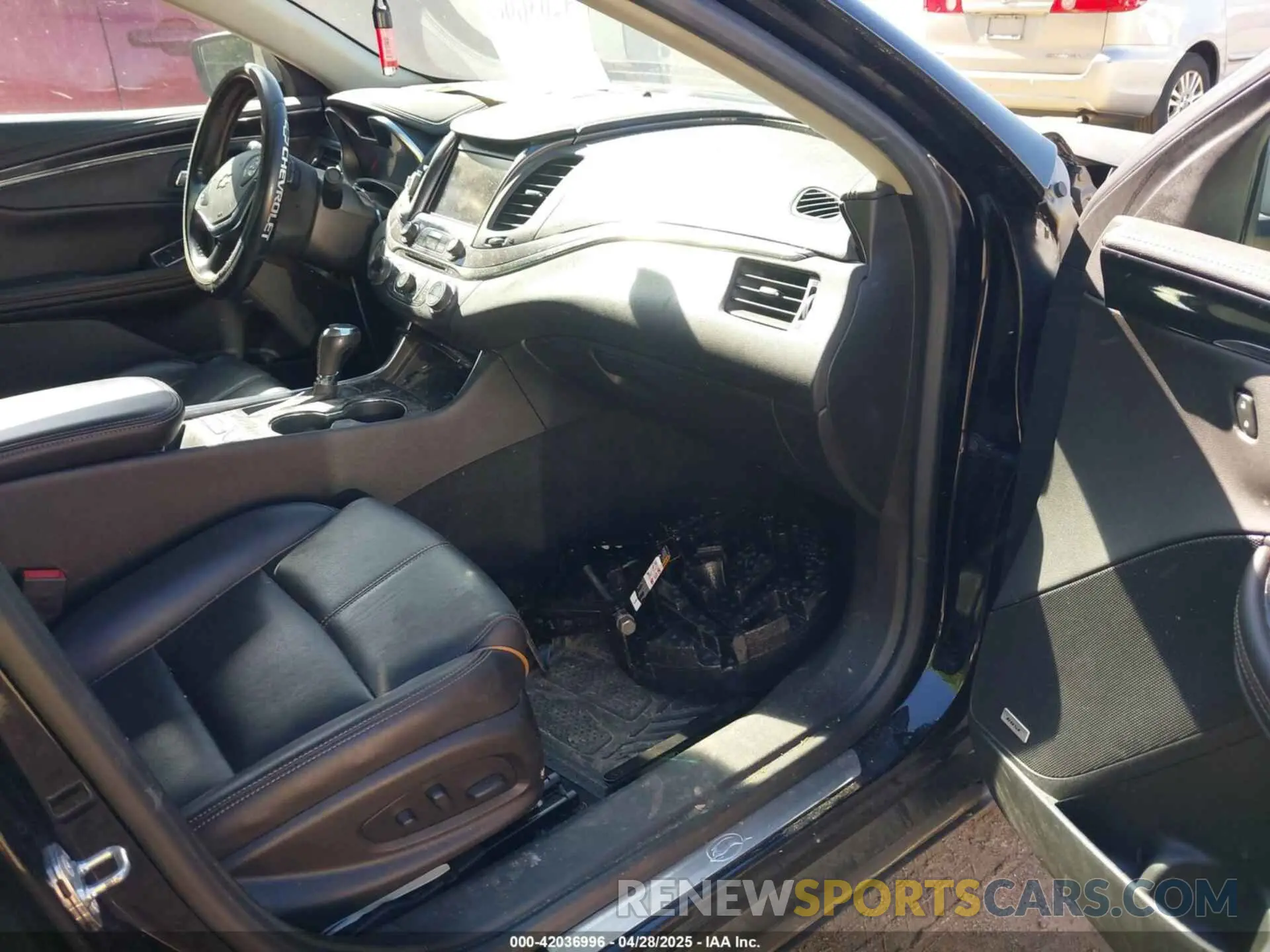 5 Photograph of a damaged car 2G1105S34L9103451 CHEVROLET IMPALA 2020