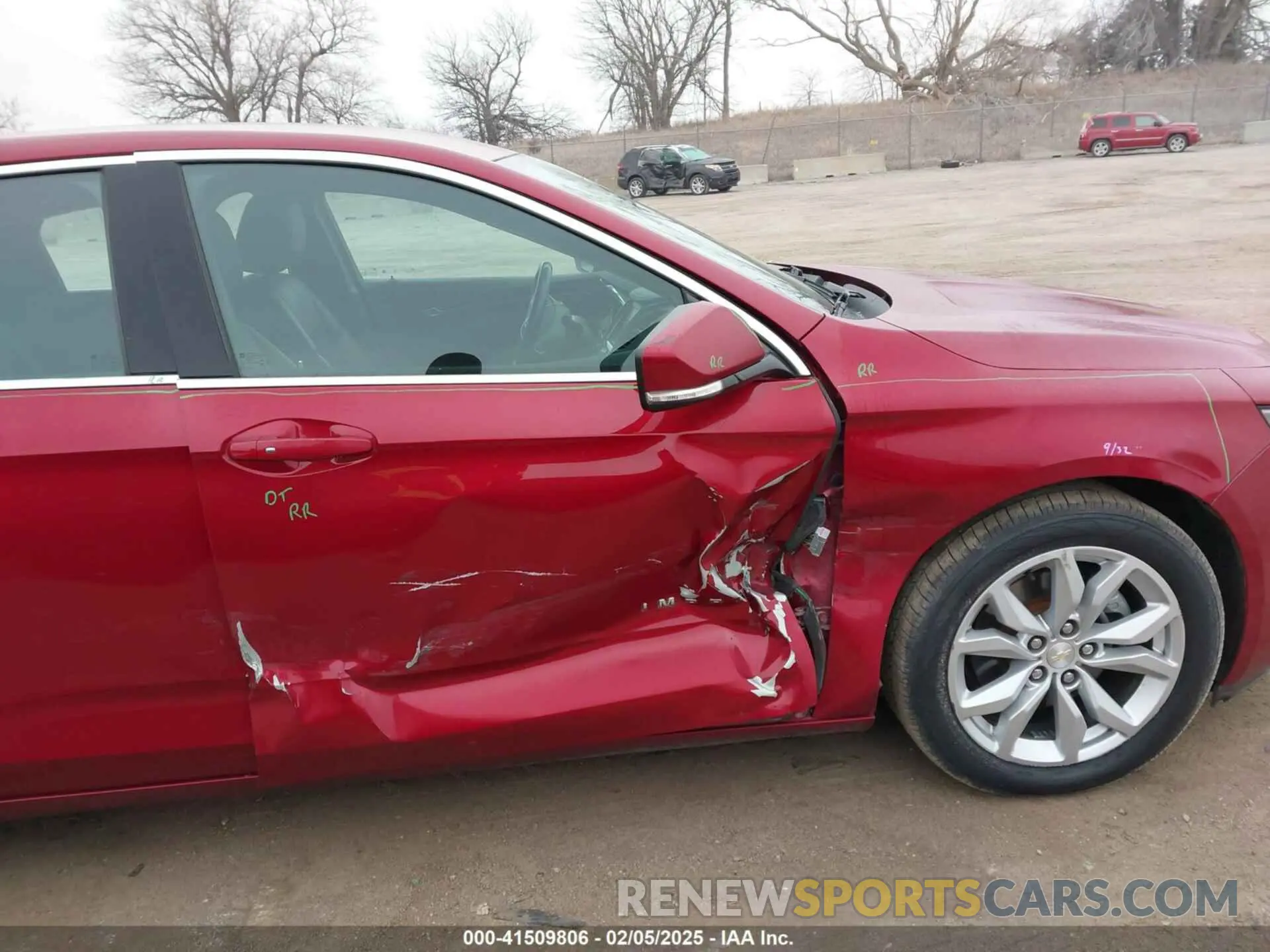 17 Photograph of a damaged car 2G11Z5S31L9101422 CHEVROLET IMPALA 2020