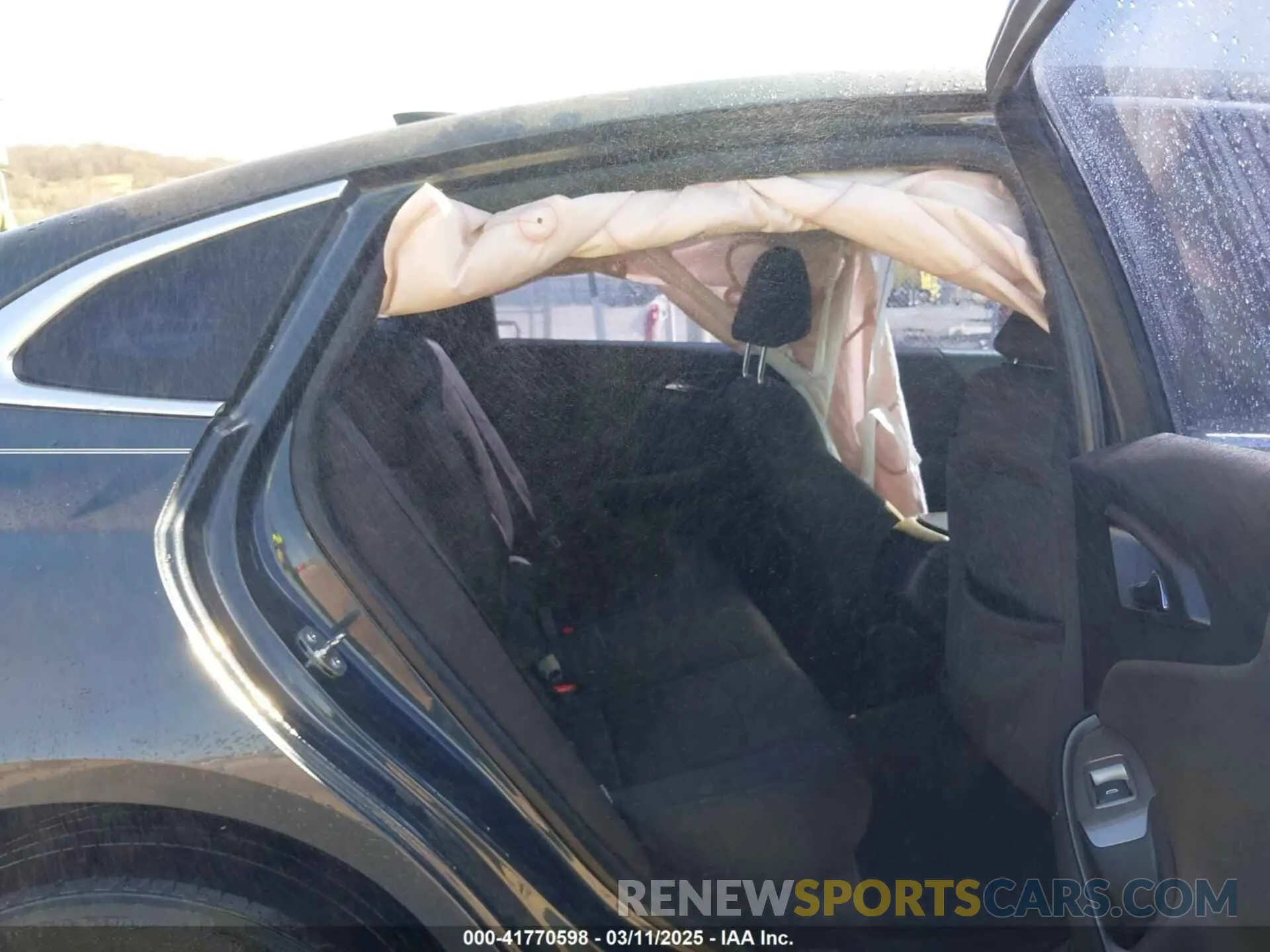 8 Photograph of a damaged car 1G1ZB5ST1KF142016 CHEVROLET MALIBU 2019