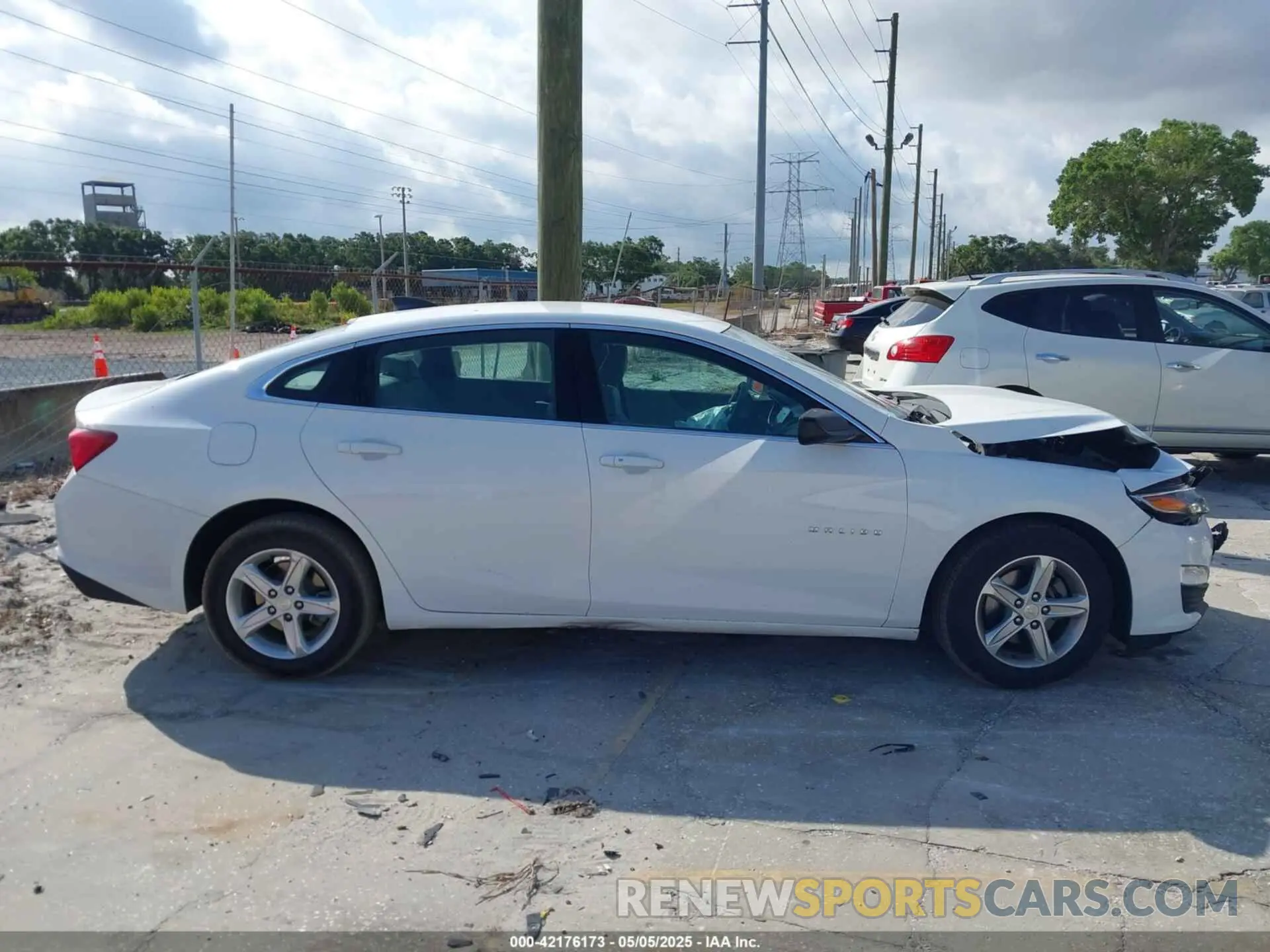 13 Photograph of a damaged car 1G1ZB5ST1KF159401 CHEVROLET MALIBU 2019