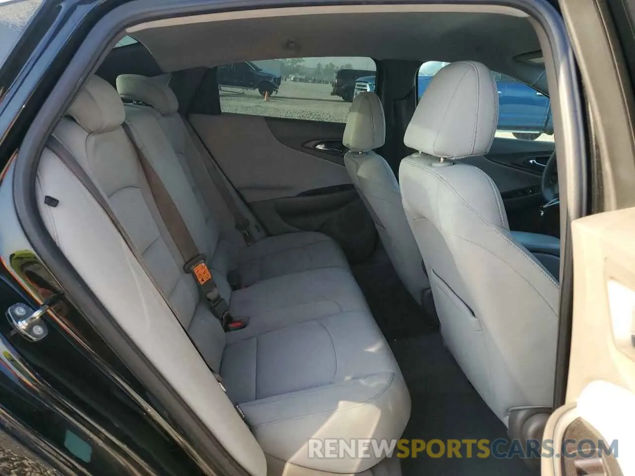 10 Photograph of a damaged car 1G1ZB5ST2KF184453 CHEVROLET MALIBU 2019