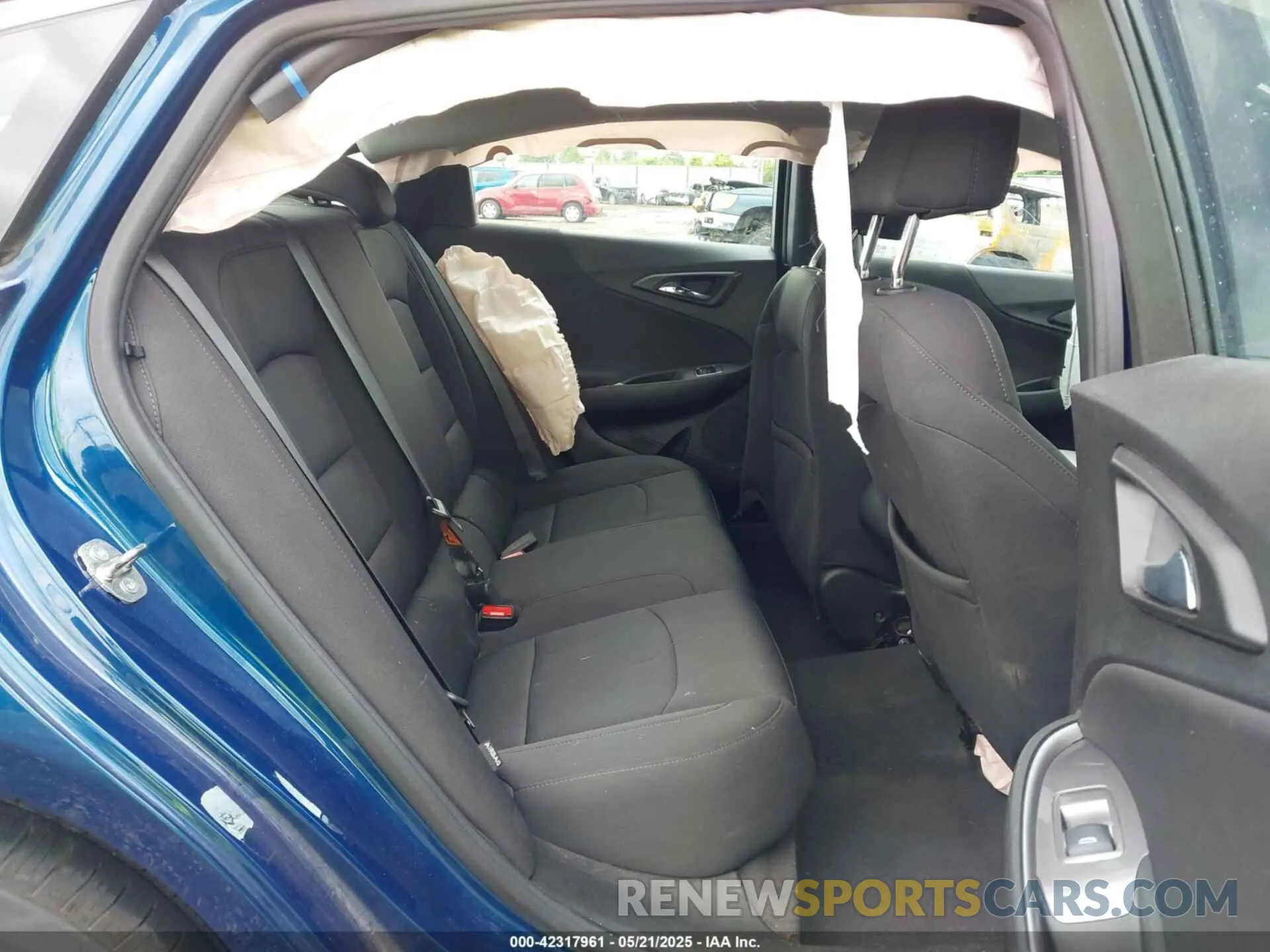 8 Photograph of a damaged car 1G1ZB5ST2KF209450 CHEVROLET MALIBU 2019