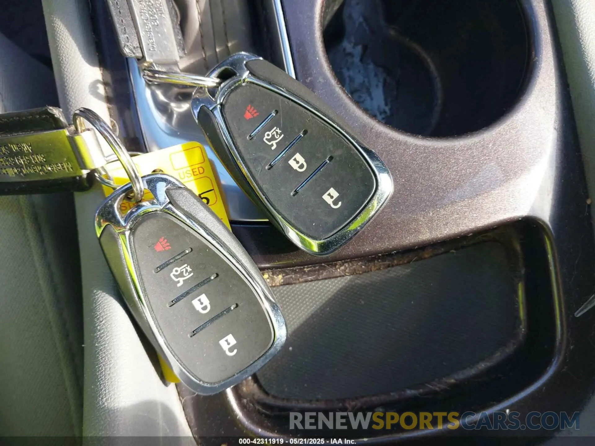 11 Photograph of a damaged car 1G1ZB5ST4KF165824 CHEVROLET MALIBU 2019