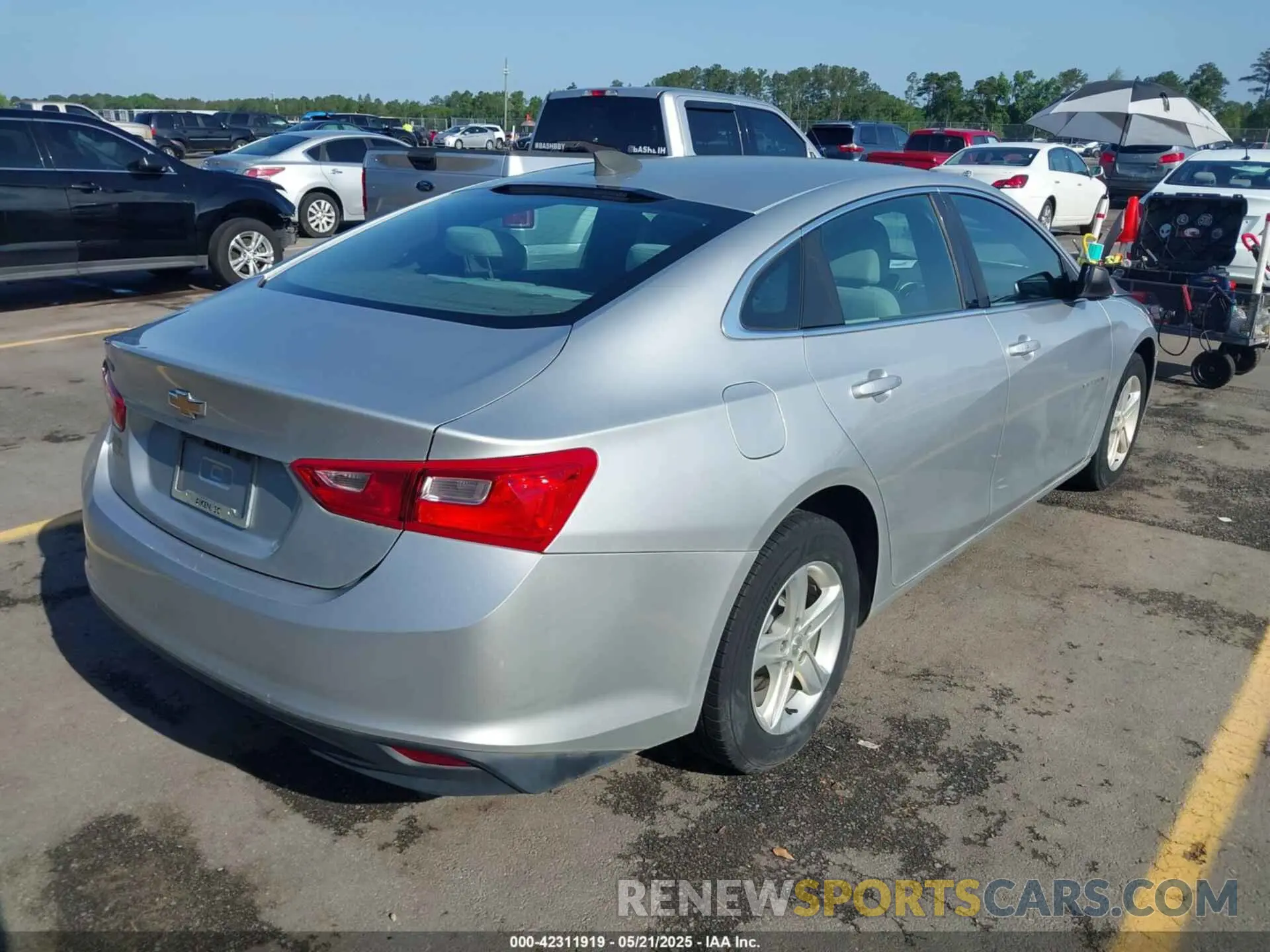 4 Photograph of a damaged car 1G1ZB5ST4KF165824 CHEVROLET MALIBU 2019