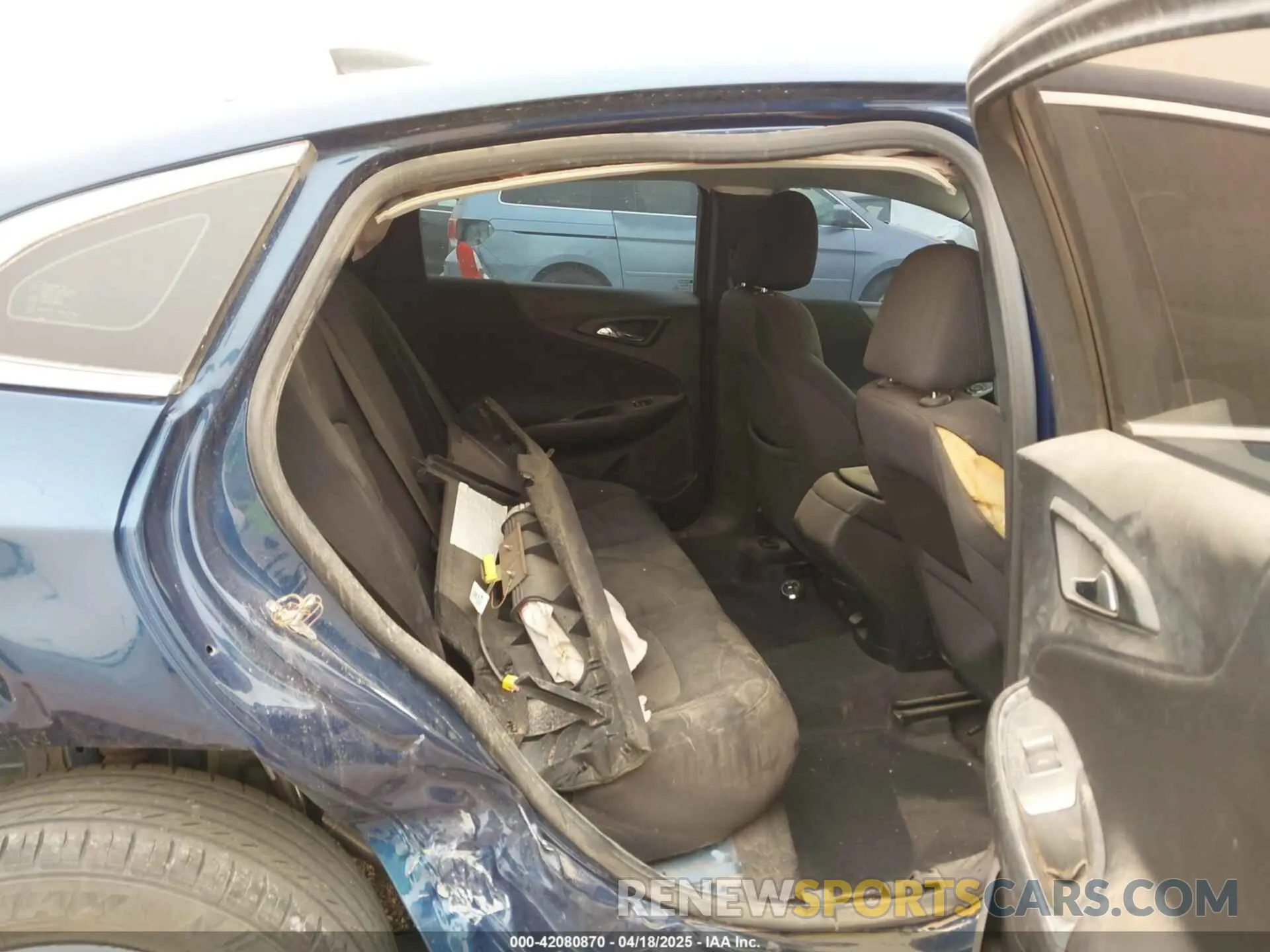8 Photograph of a damaged car 1G1ZB5ST5KF127289 CHEVROLET MALIBU 2019