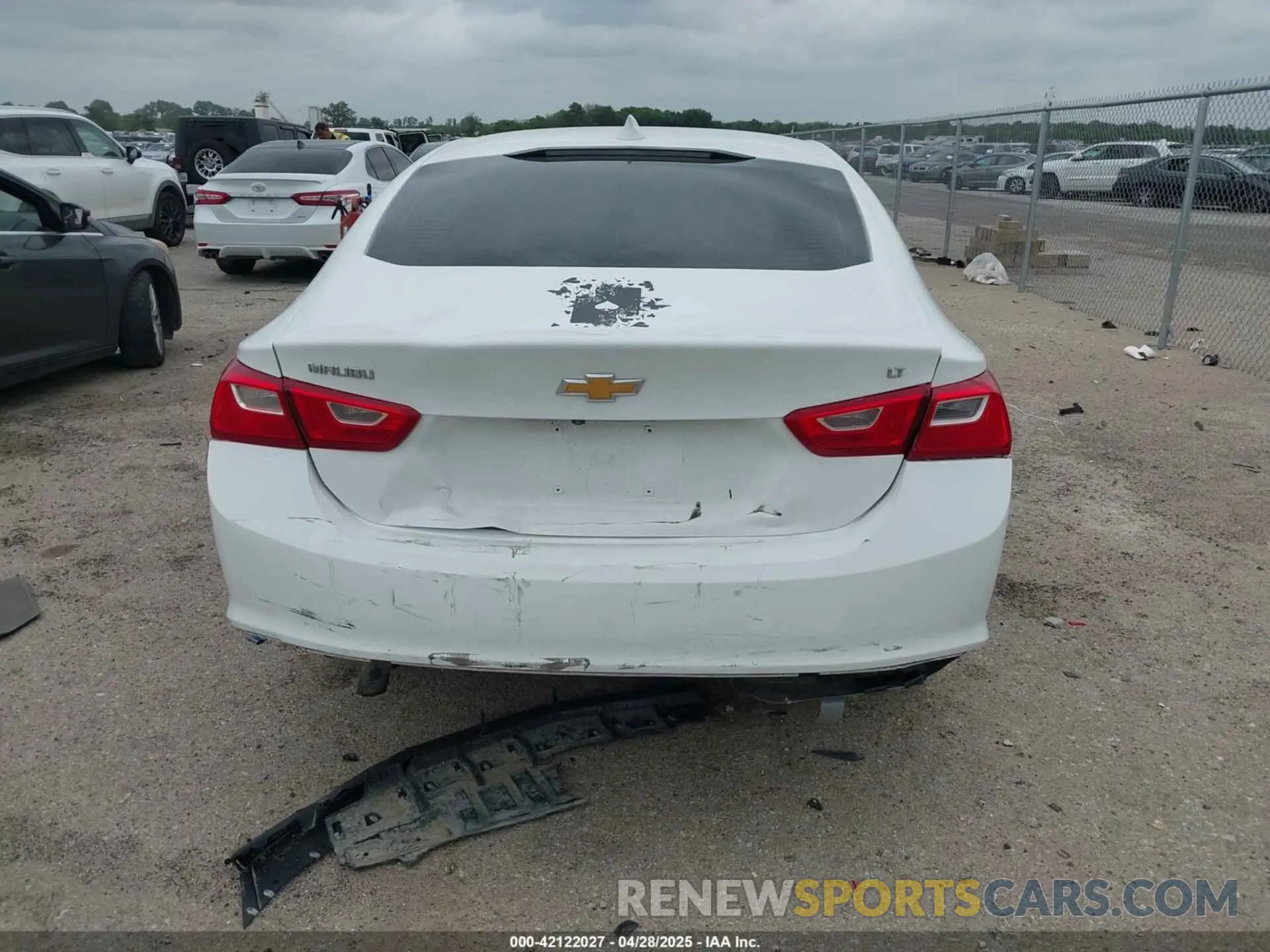 16 Photograph of a damaged car 1G1ZB5ST5KF141614 CHEVROLET MALIBU 2019