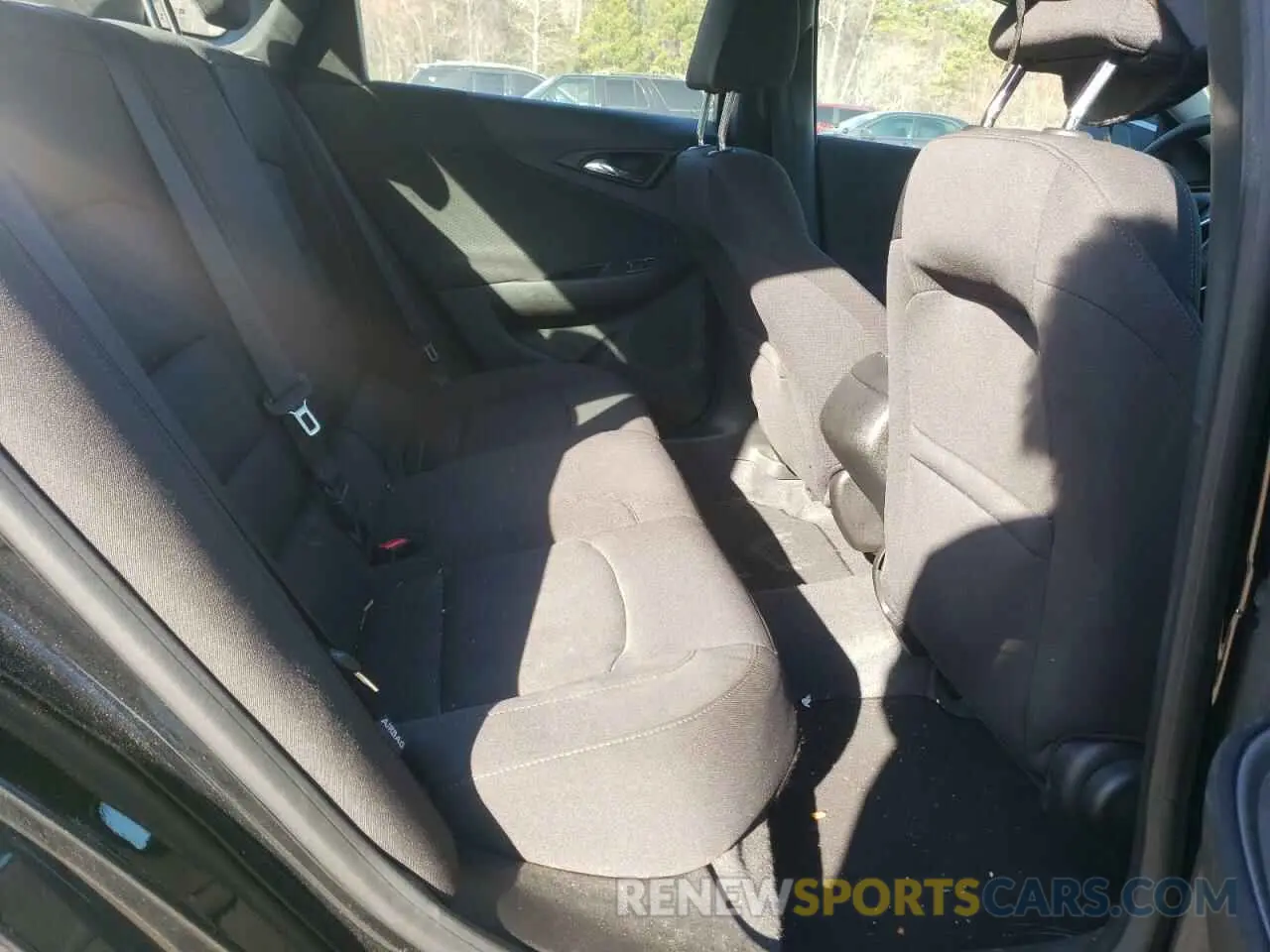 10 Photograph of a damaged car 1G1ZB5ST5KF143038 CHEVROLET MALIBU 2019