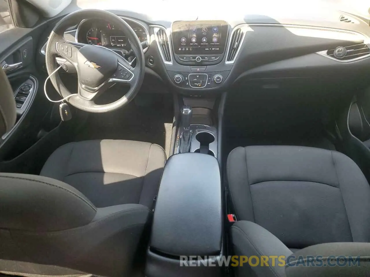 8 Photograph of a damaged car 1G1ZB5ST5KF174337 CHEVROLET MALIBU 2019