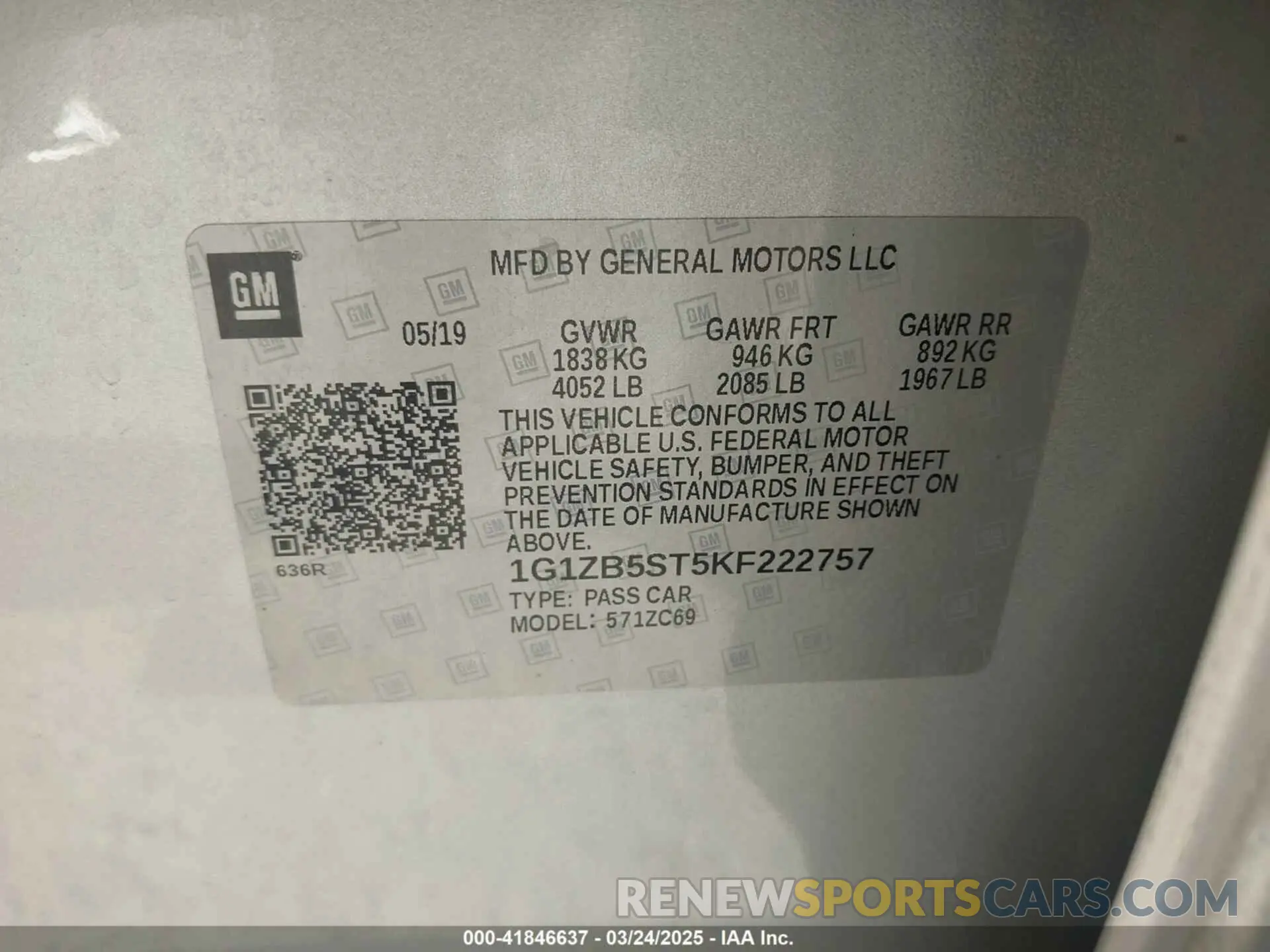 9 Photograph of a damaged car 1G1ZB5ST5KF222757 CHEVROLET MALIBU 2019