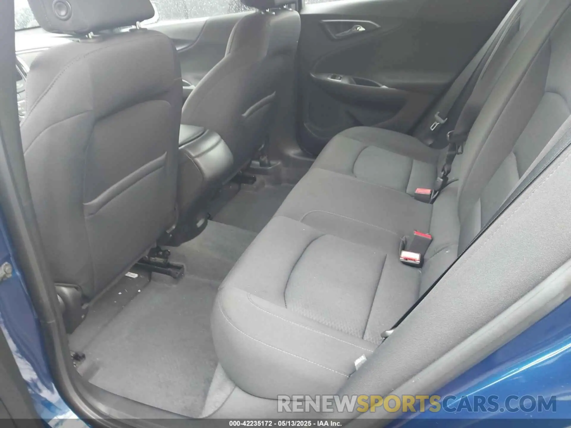 8 Photograph of a damaged car 1G1ZB5ST6KF174489 CHEVROLET MALIBU 2019