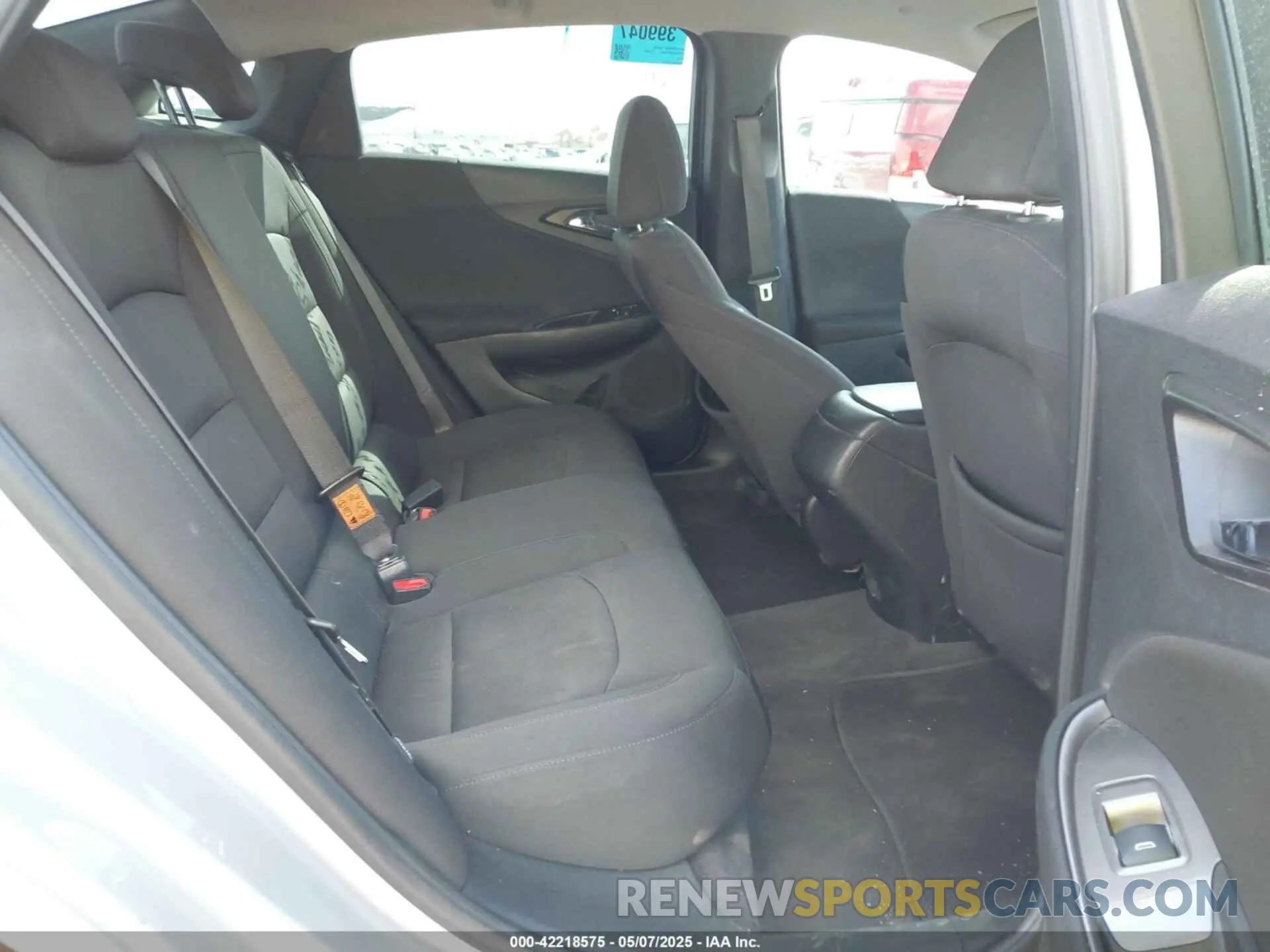 8 Photograph of a damaged car 1G1ZB5ST6KF204221 CHEVROLET MALIBU 2019