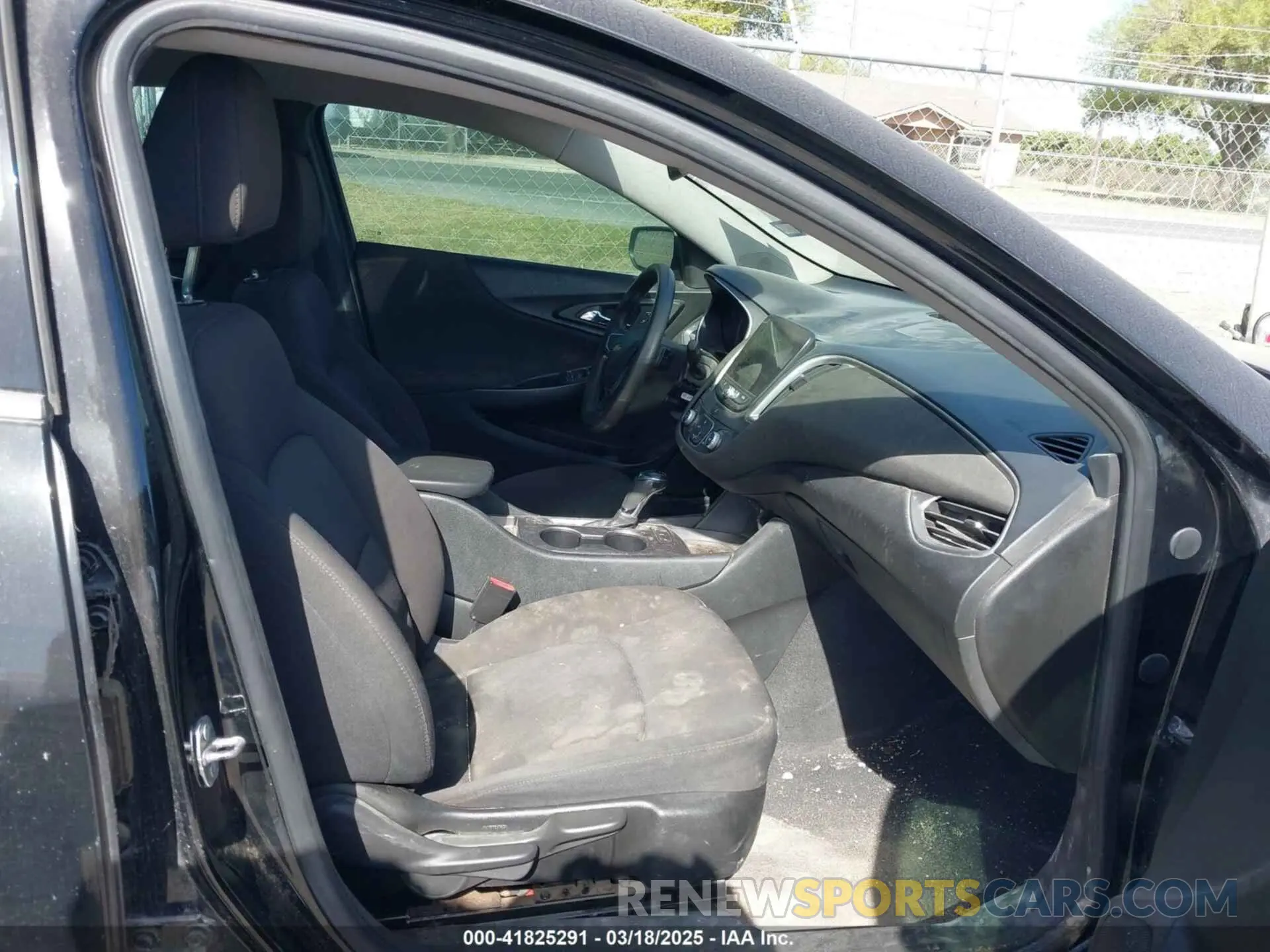 5 Photograph of a damaged car 1G1ZB5ST7KF211629 CHEVROLET MALIBU 2019