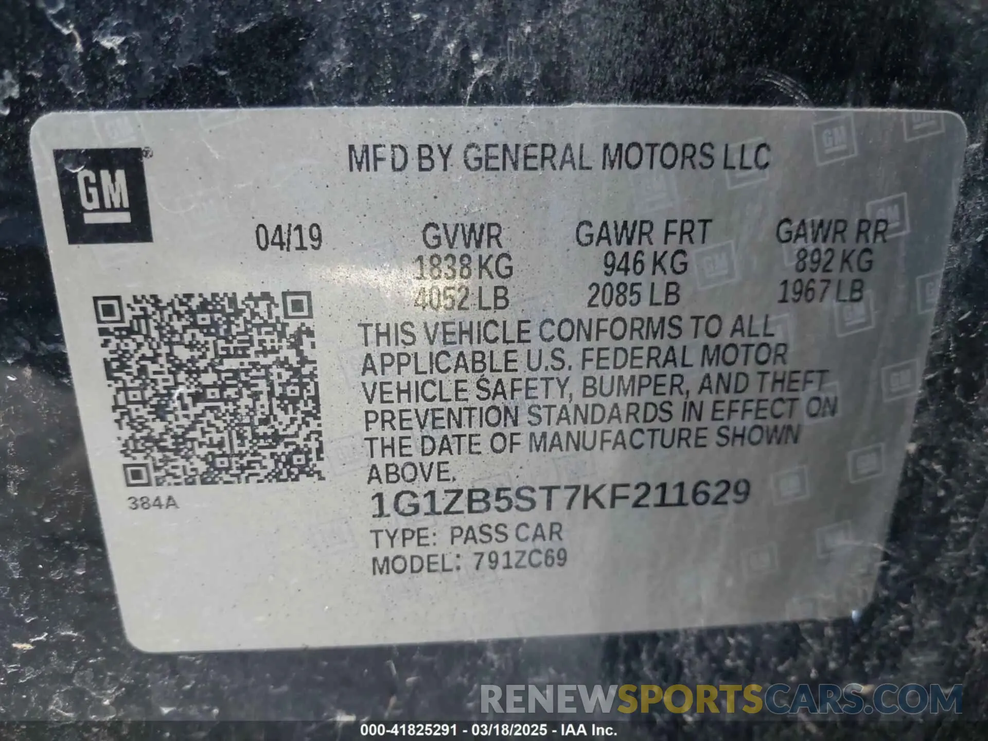 9 Photograph of a damaged car 1G1ZB5ST7KF211629 CHEVROLET MALIBU 2019