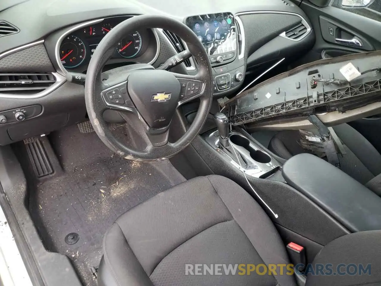 8 Photograph of a damaged car 1G1ZB5ST8KF185753 CHEVROLET MALIBU 2019