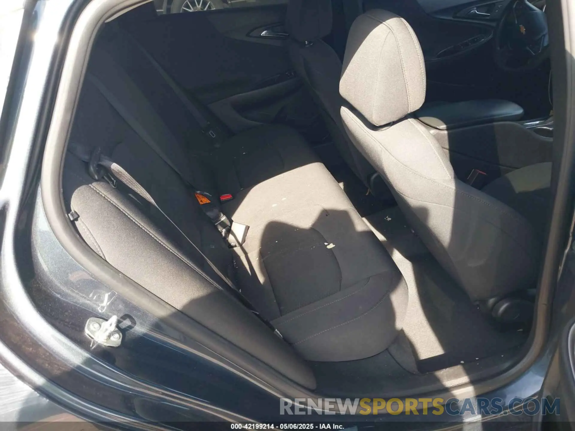 8 Photograph of a damaged car 1G1ZB5ST9KF145262 CHEVROLET MALIBU 2019
