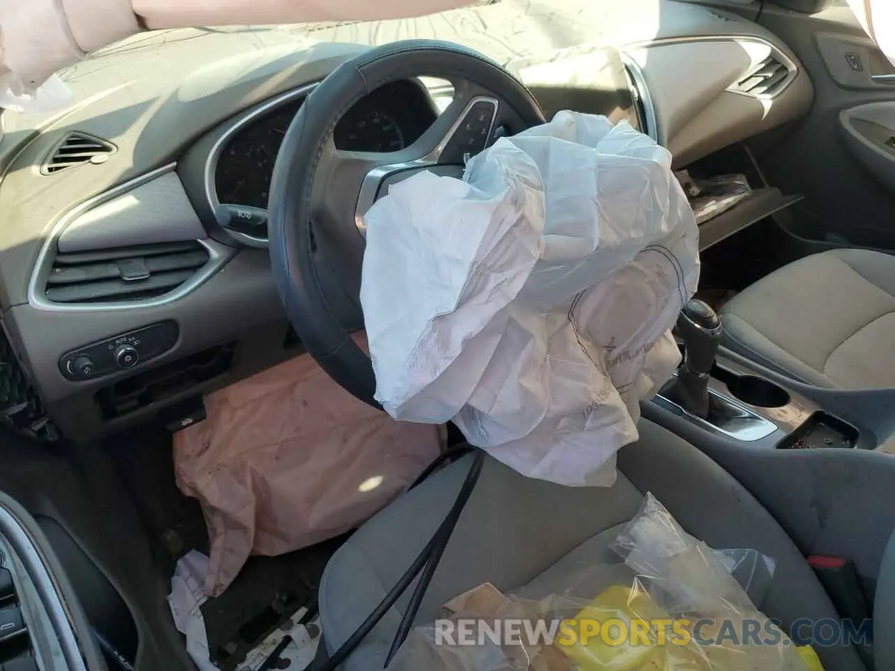 8 Photograph of a damaged car 1G1ZB5ST9KF182571 CHEVROLET MALIBU 2019