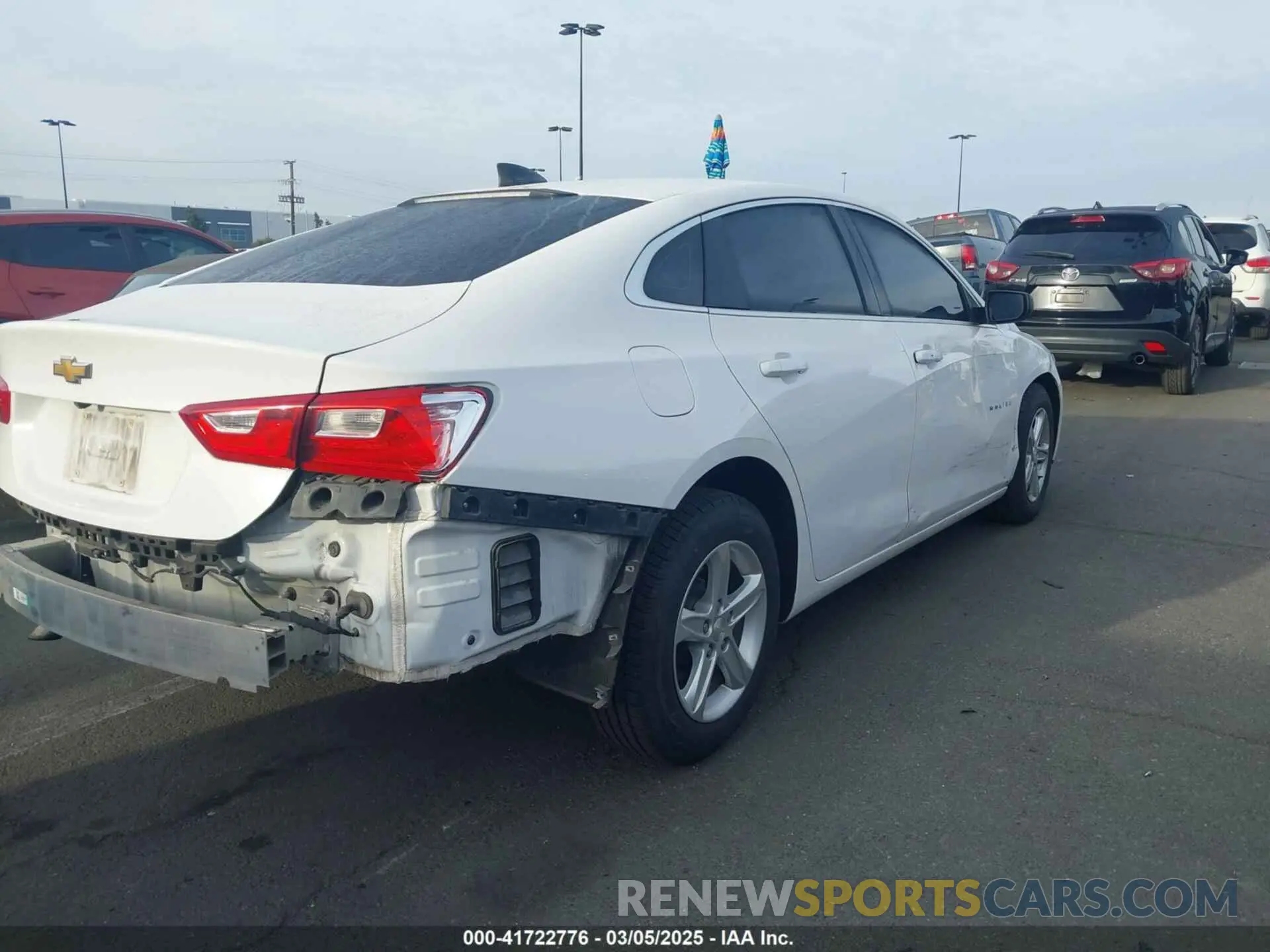 4 Photograph of a damaged car 1G1ZB5ST9KF201927 CHEVROLET MALIBU 2019