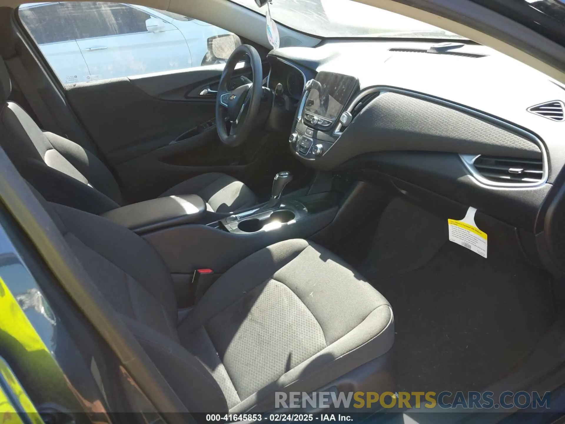 5 Photograph of a damaged car 1G1ZB5STXKF132892 CHEVROLET MALIBU 2019