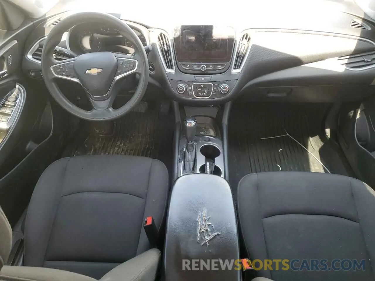 8 Photograph of a damaged car 1G1ZB5STXKF172311 CHEVROLET MALIBU 2019