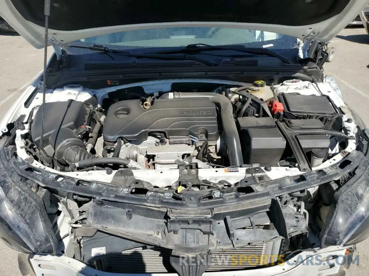 11 Photograph of a damaged car 1G1ZC5ST0KF200095 CHEVROLET MALIBU 2019