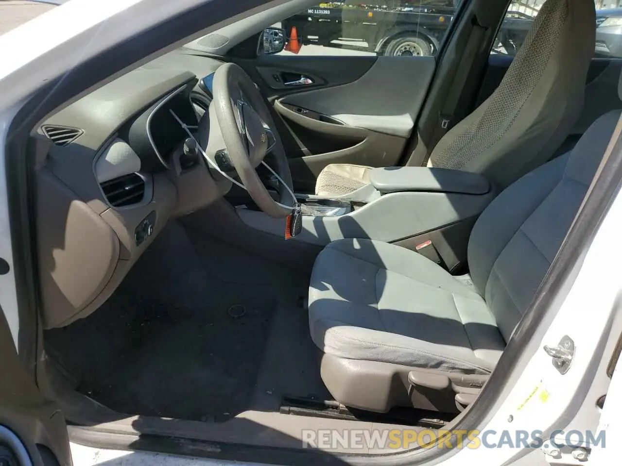7 Photograph of a damaged car 1G1ZC5ST0KF200095 CHEVROLET MALIBU 2019