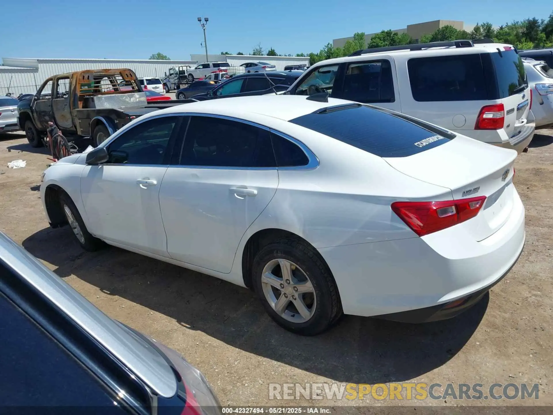 14 Photograph of a damaged car 1G1ZC5ST1KF169455 CHEVROLET MALIBU 2019
