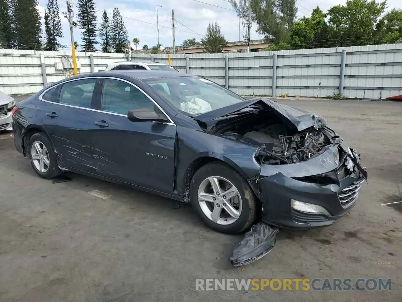 4 Photograph of a damaged car 1G1ZC5ST4KF118158 CHEVROLET MALIBU 2019