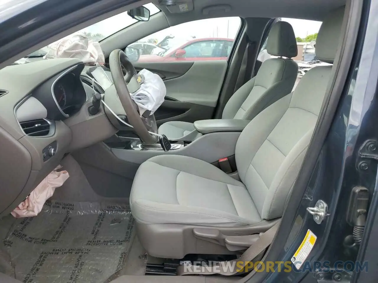 7 Photograph of a damaged car 1G1ZC5ST4KF118158 CHEVROLET MALIBU 2019