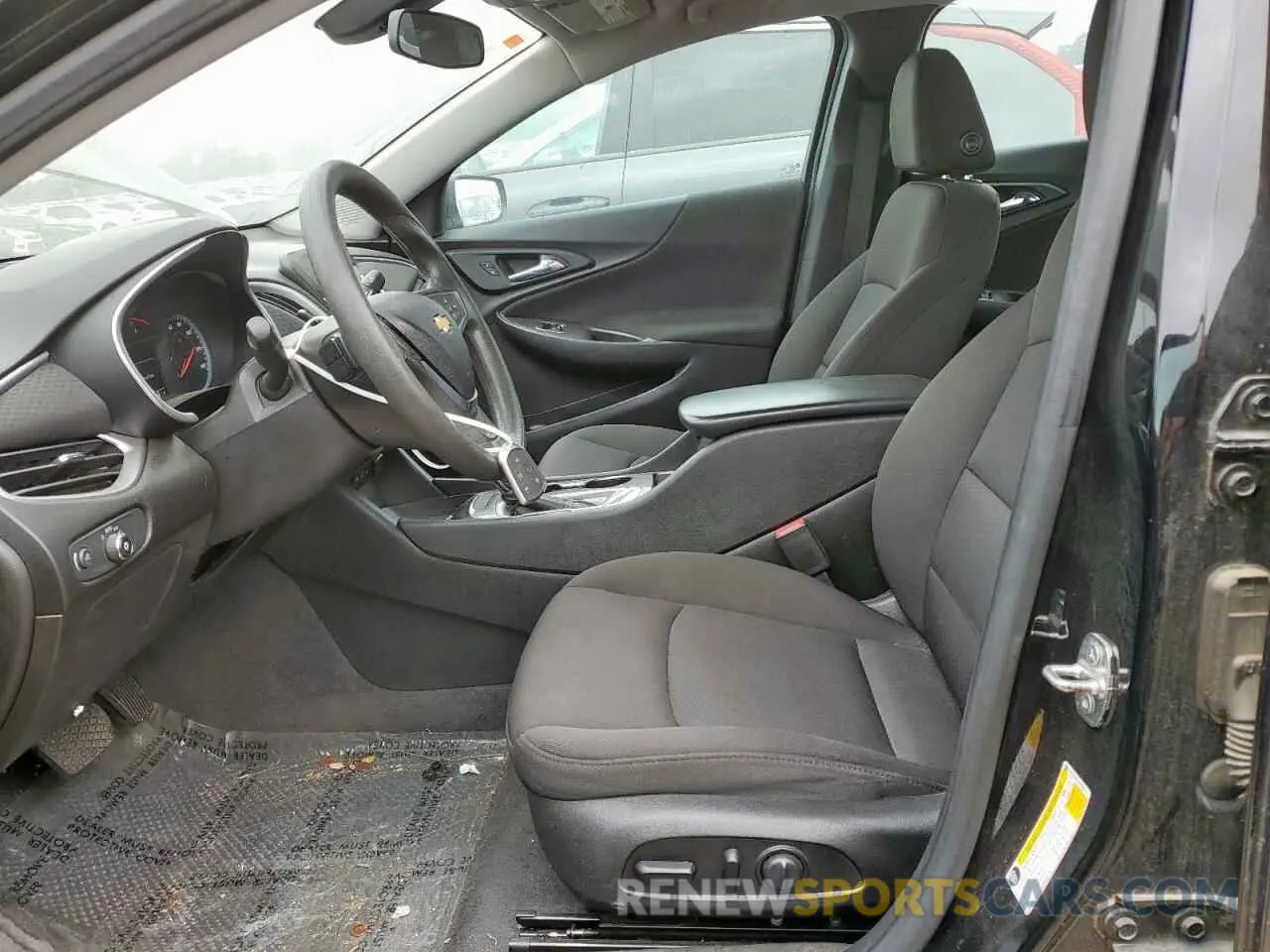 7 Photograph of a damaged car 1G1ZC5ST4KF180773 CHEVROLET MALIBU 2019