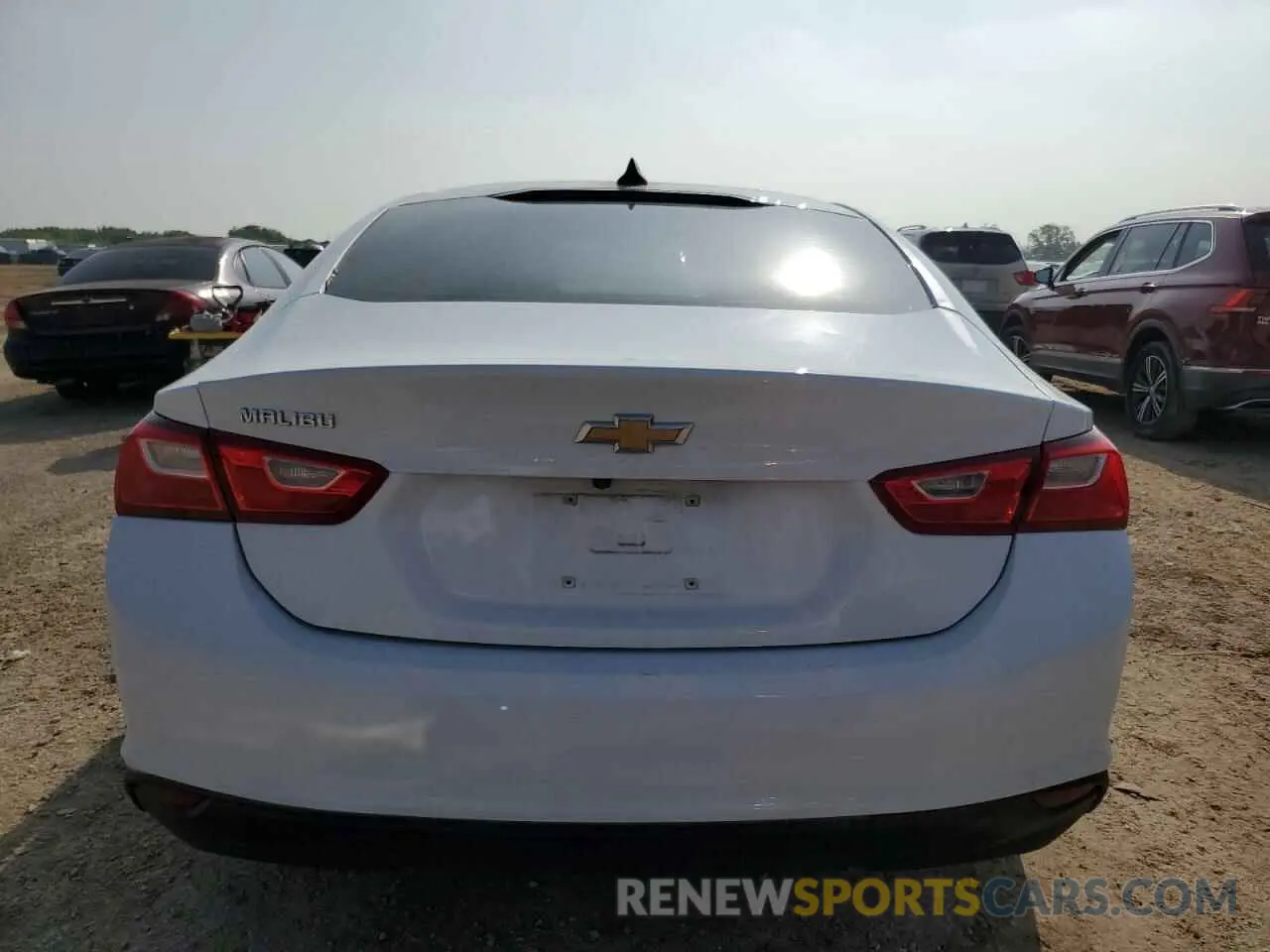 6 Photograph of a damaged car 1G1ZC5ST4KF181602 CHEVROLET MALIBU 2019