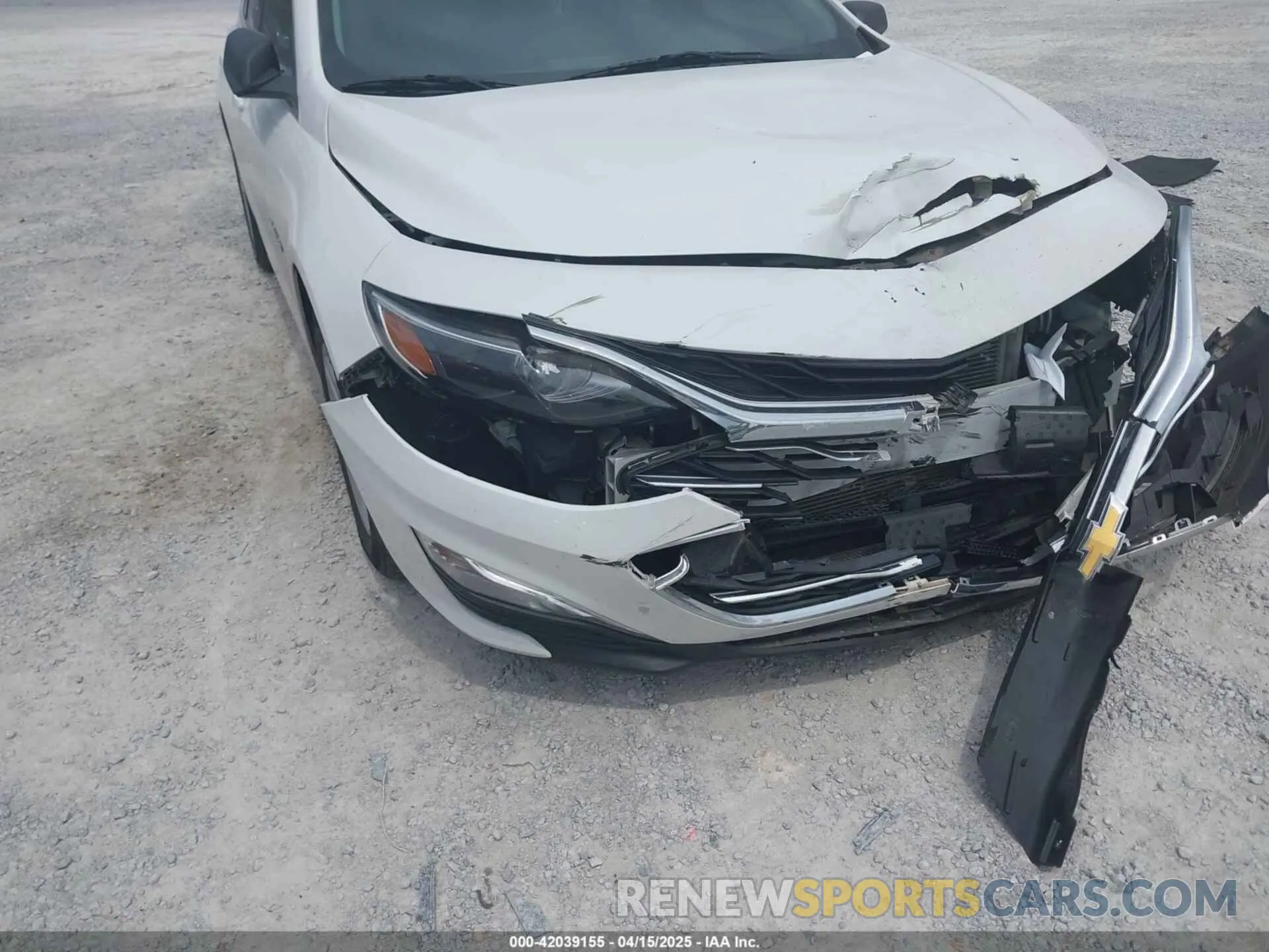6 Photograph of a damaged car 1G1ZC5ST6KF168222 CHEVROLET MALIBU 2019
