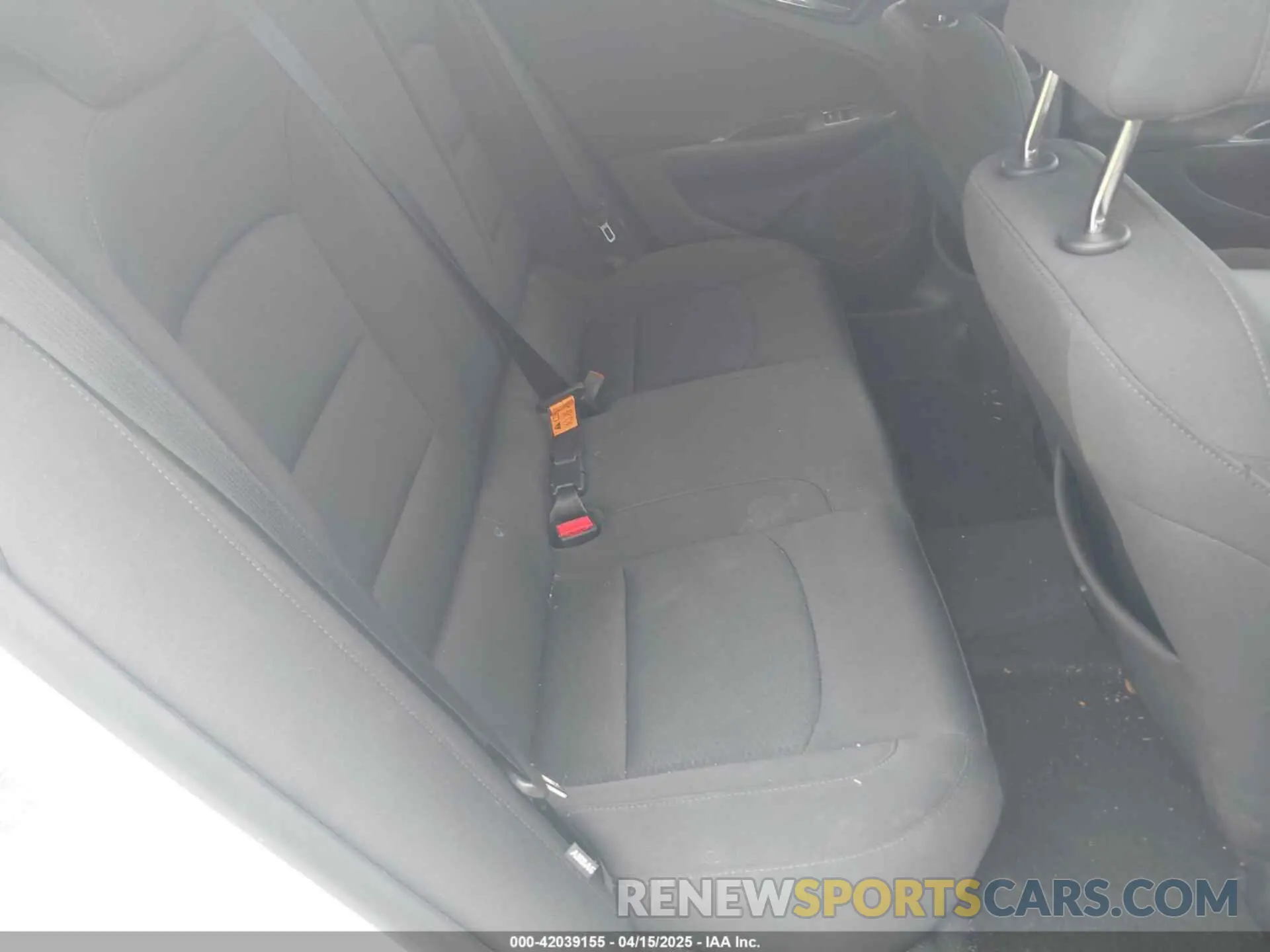 8 Photograph of a damaged car 1G1ZC5ST6KF168222 CHEVROLET MALIBU 2019