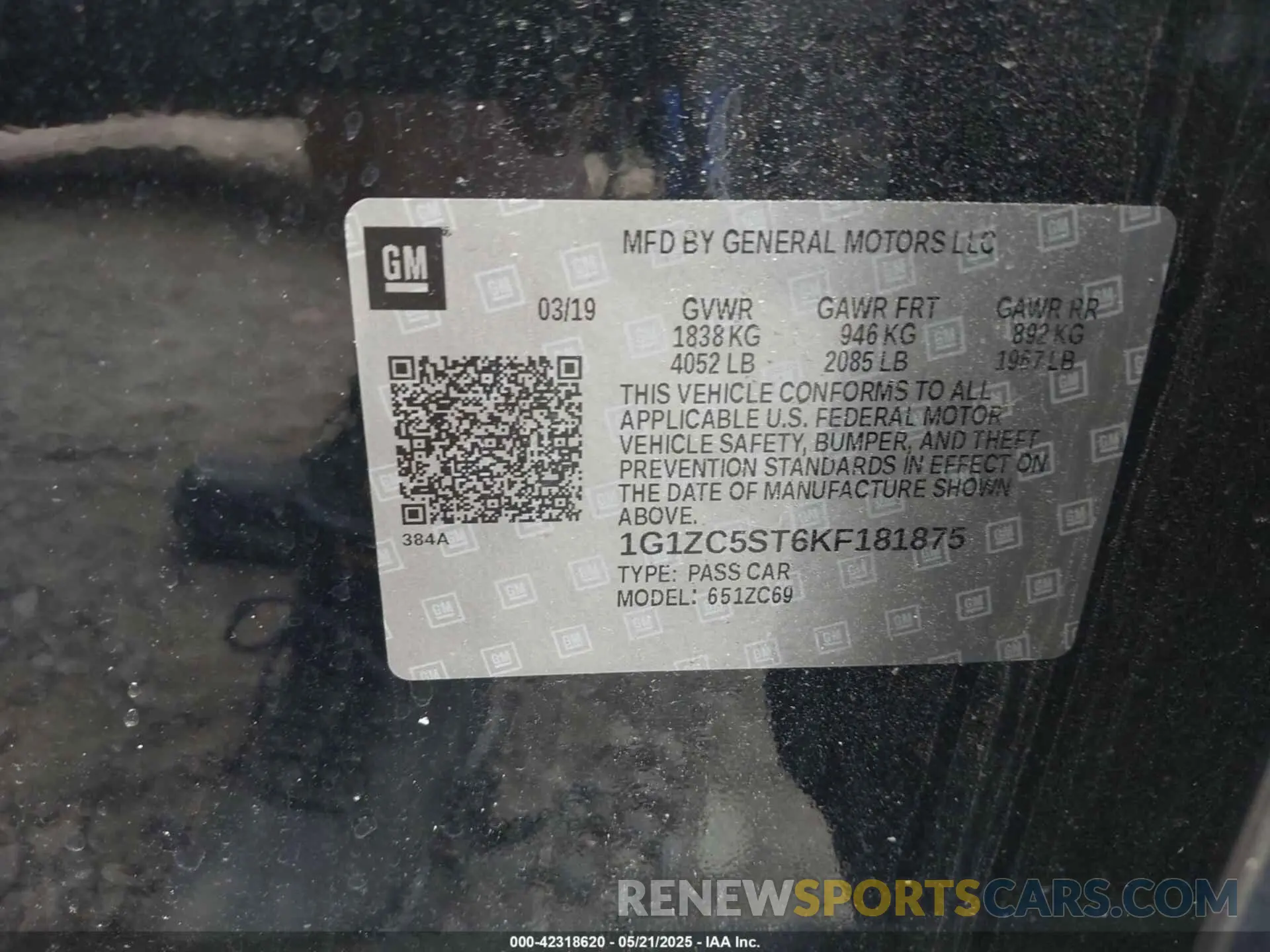 9 Photograph of a damaged car 1G1ZC5ST6KF181875 CHEVROLET MALIBU 2019
