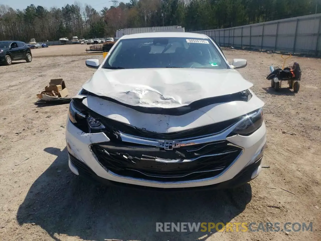 5 Photograph of a damaged car 1G1ZC5ST9KF209135 CHEVROLET MALIBU 2019