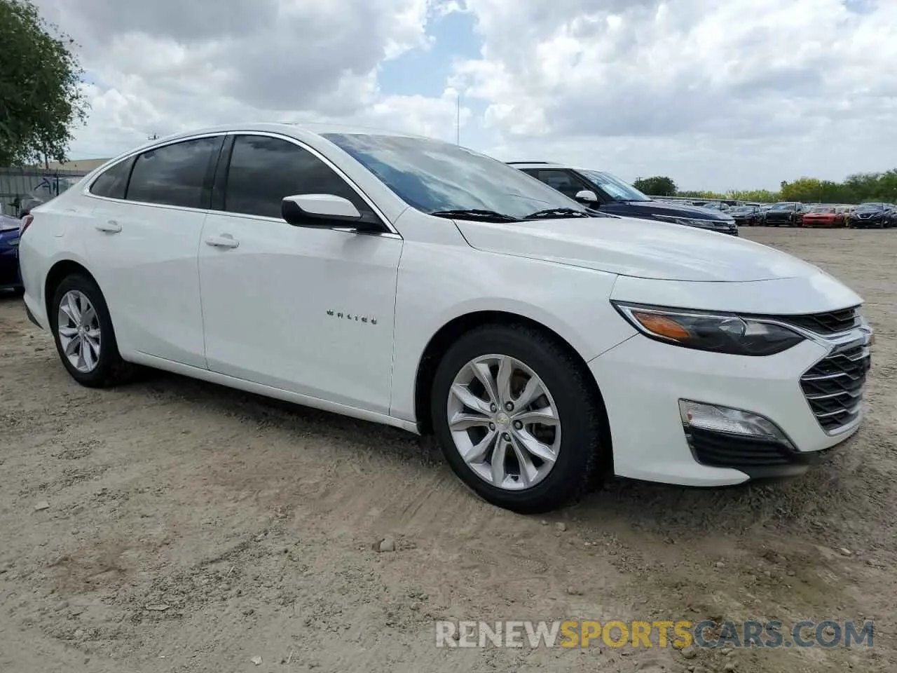 4 Photograph of a damaged car 1G1ZD5ST0KF116629 CHEVROLET MALIBU 2019