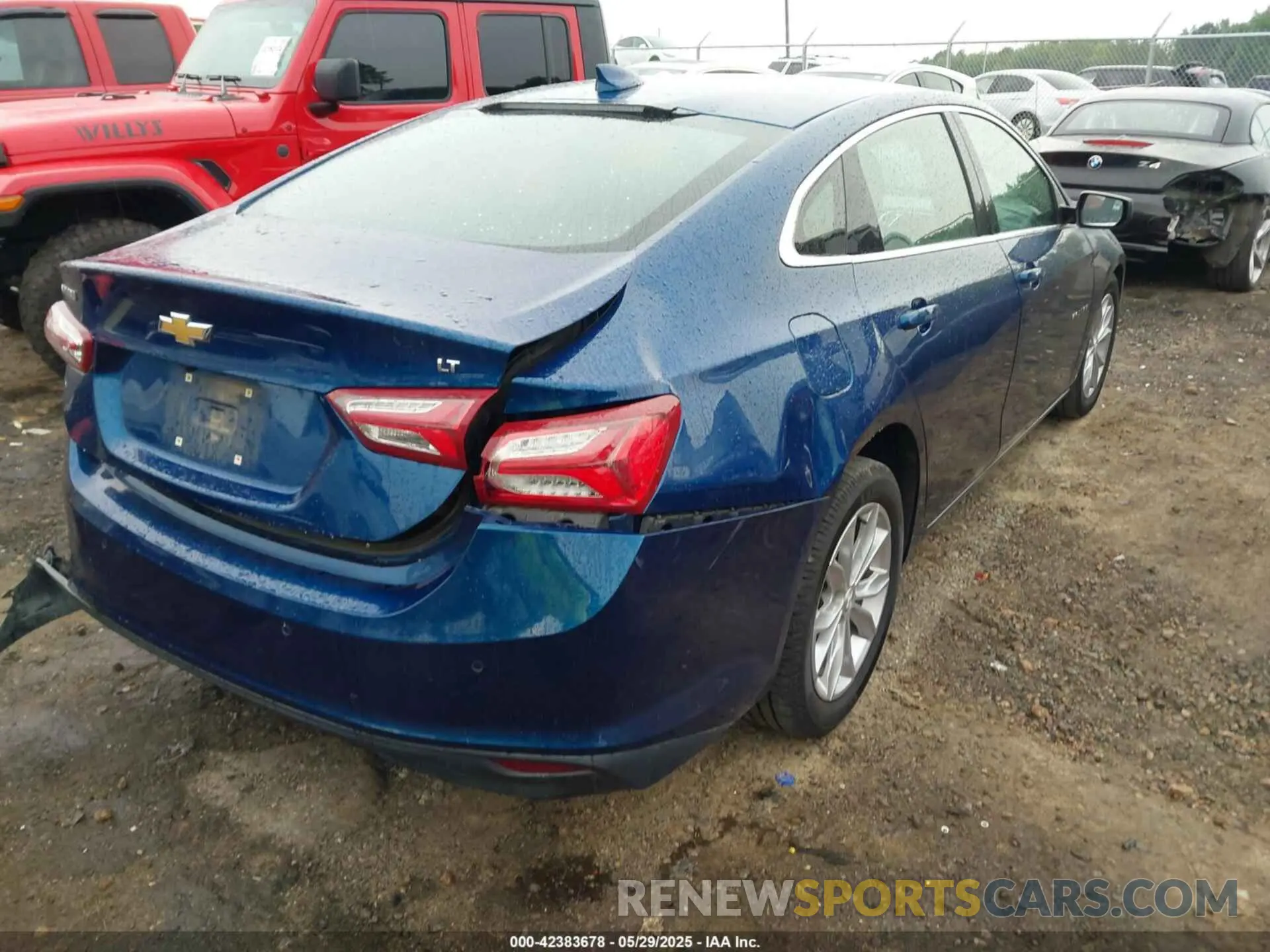 4 Photograph of a damaged car 1G1ZD5ST0KF118655 CHEVROLET MALIBU 2019