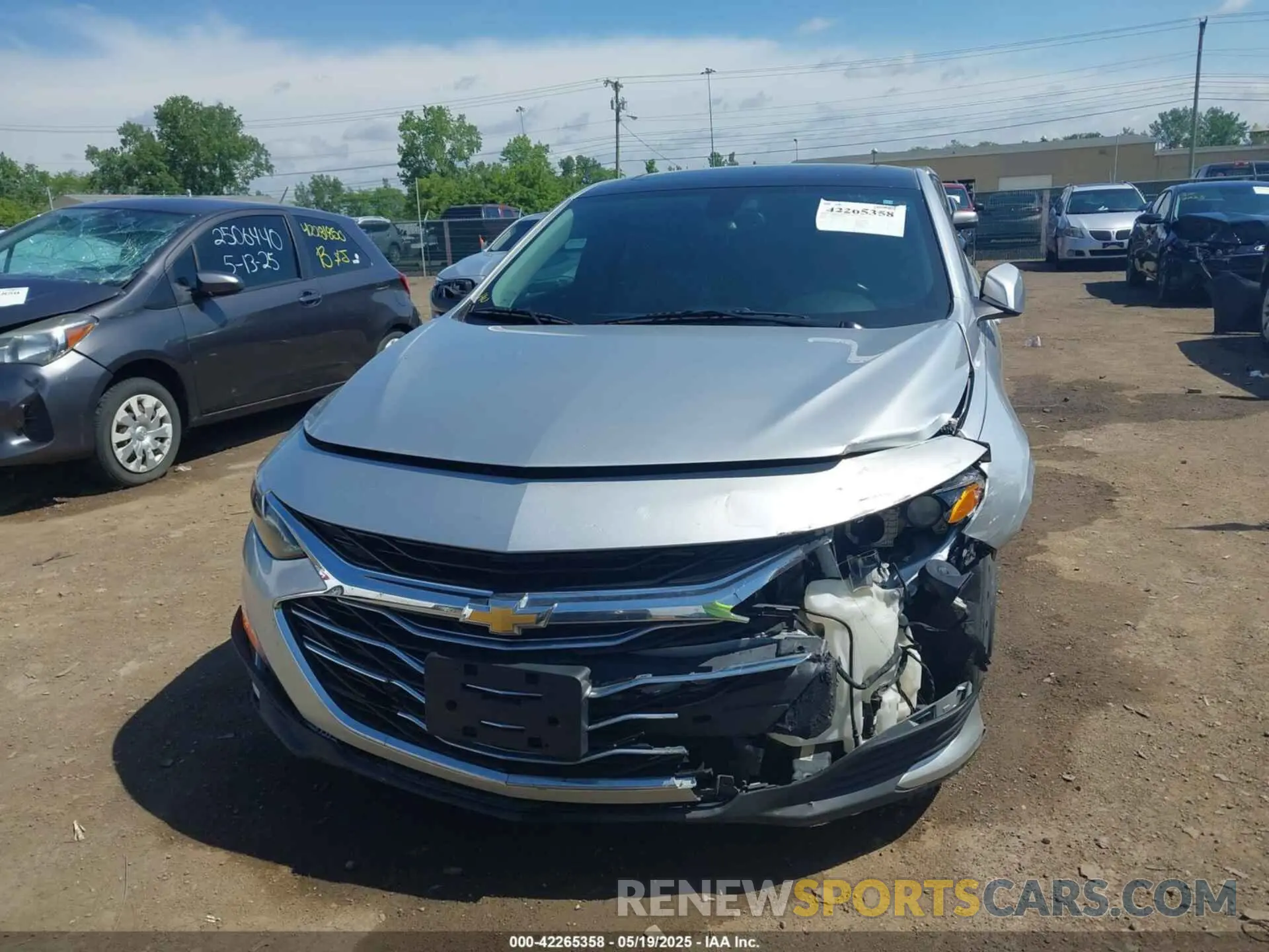 12 Photograph of a damaged car 1G1ZD5ST0KF120020 CHEVROLET MALIBU 2019
